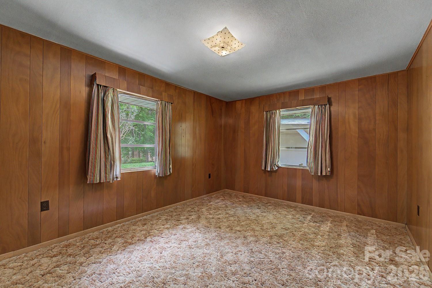 222 Mitchell Mountain Road — Bryson City