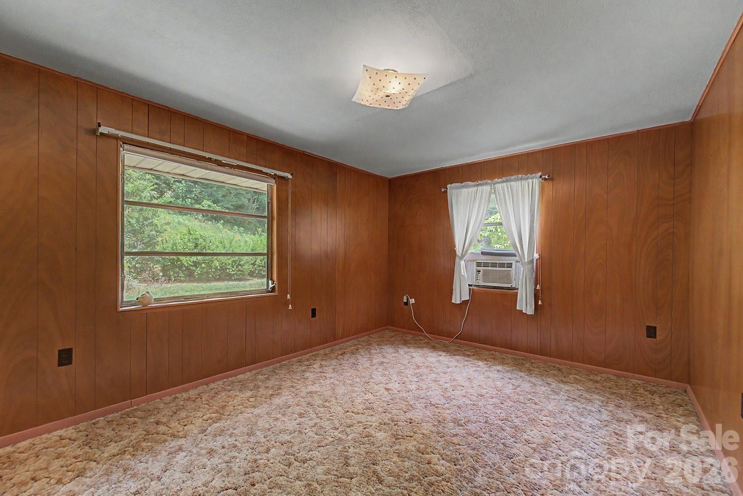 222 Mitchell Mountain Road — Bryson City
