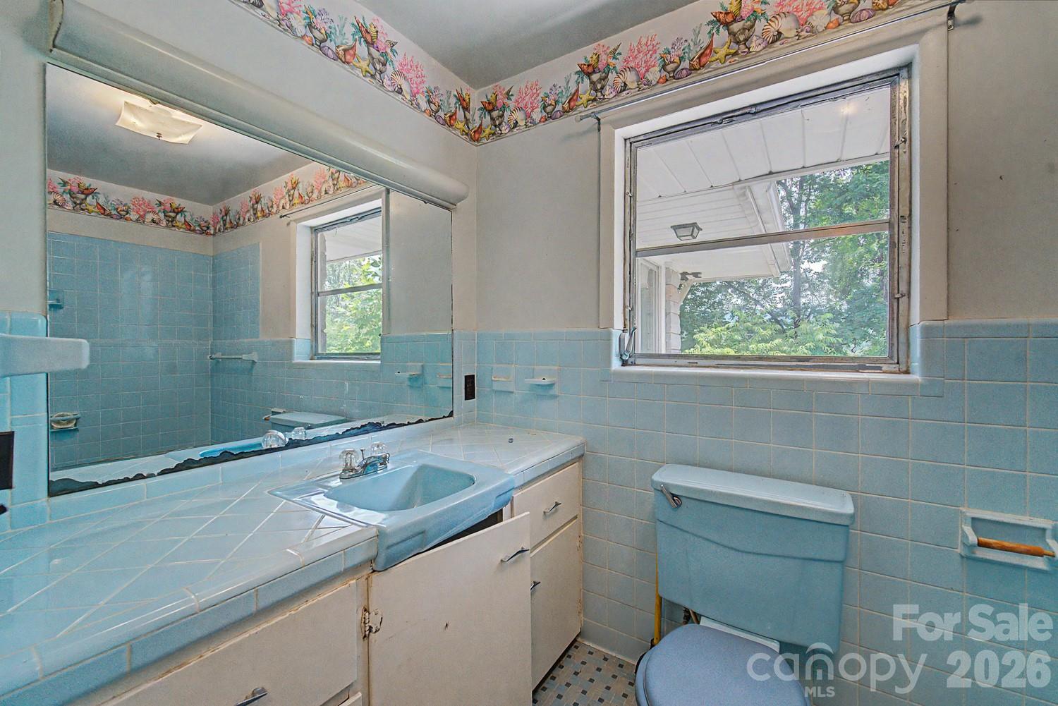 222 Mitchell Mountain Road — Bryson City
