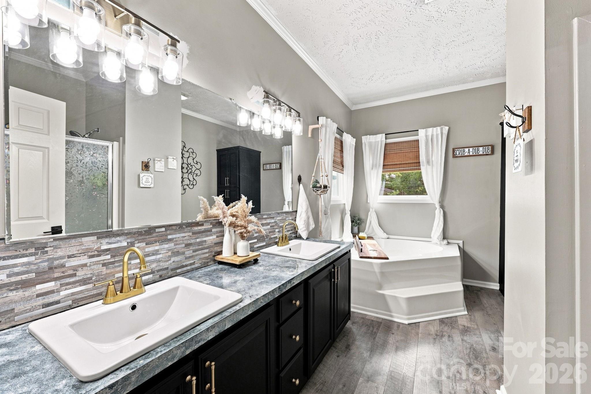 111 Linda Avenue — China Grove