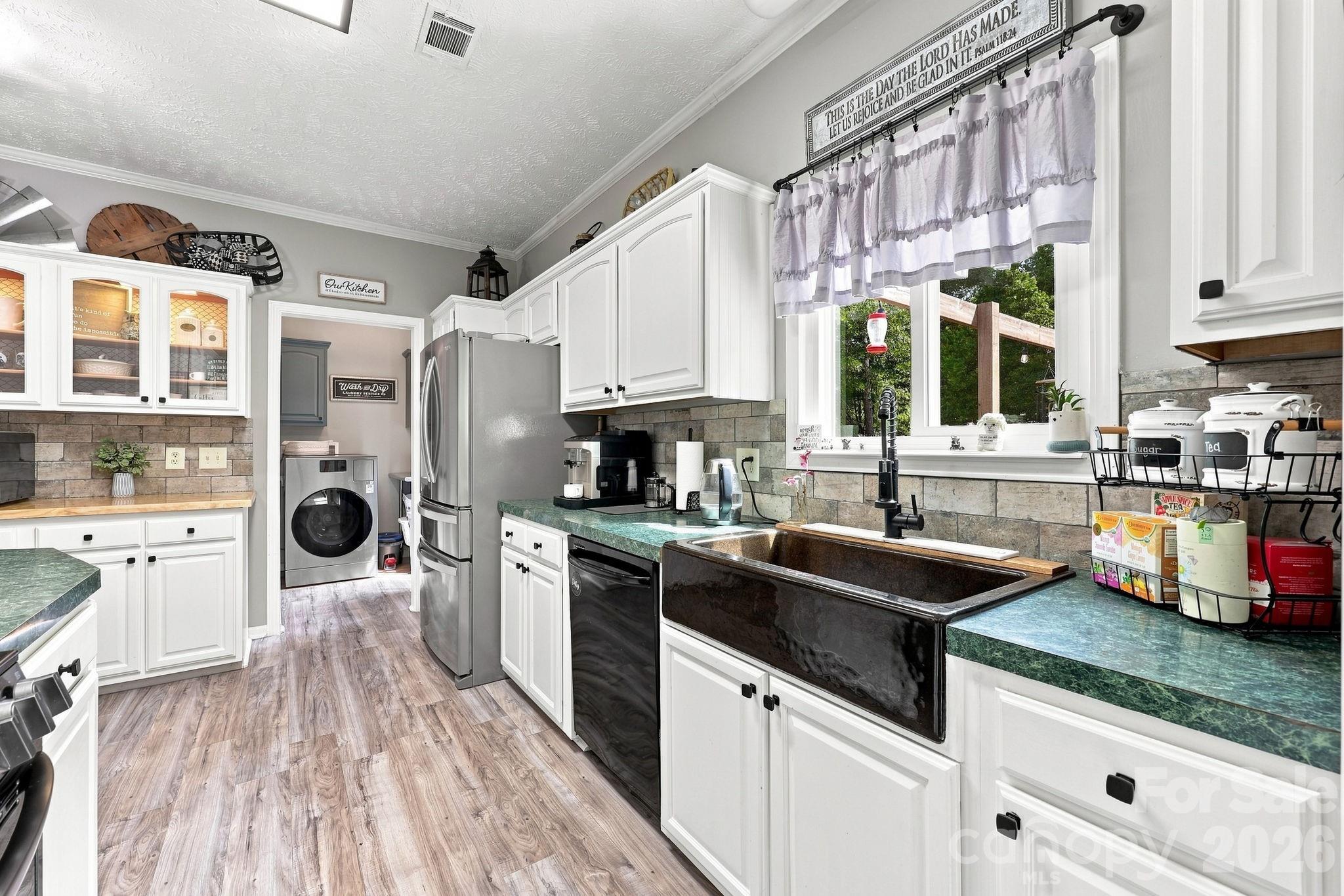 111 Linda Avenue — China Grove