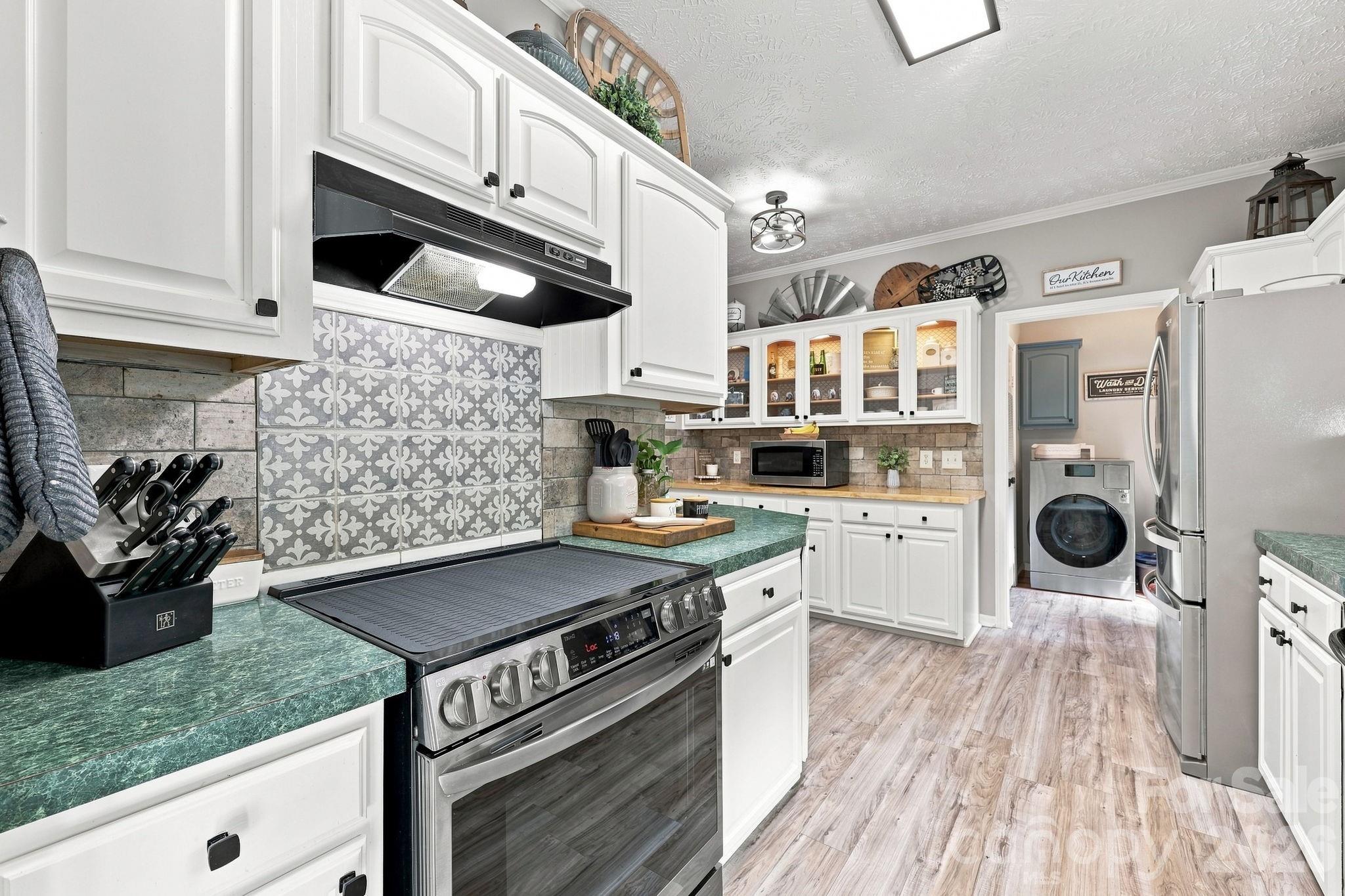 111 Linda Avenue — China Grove