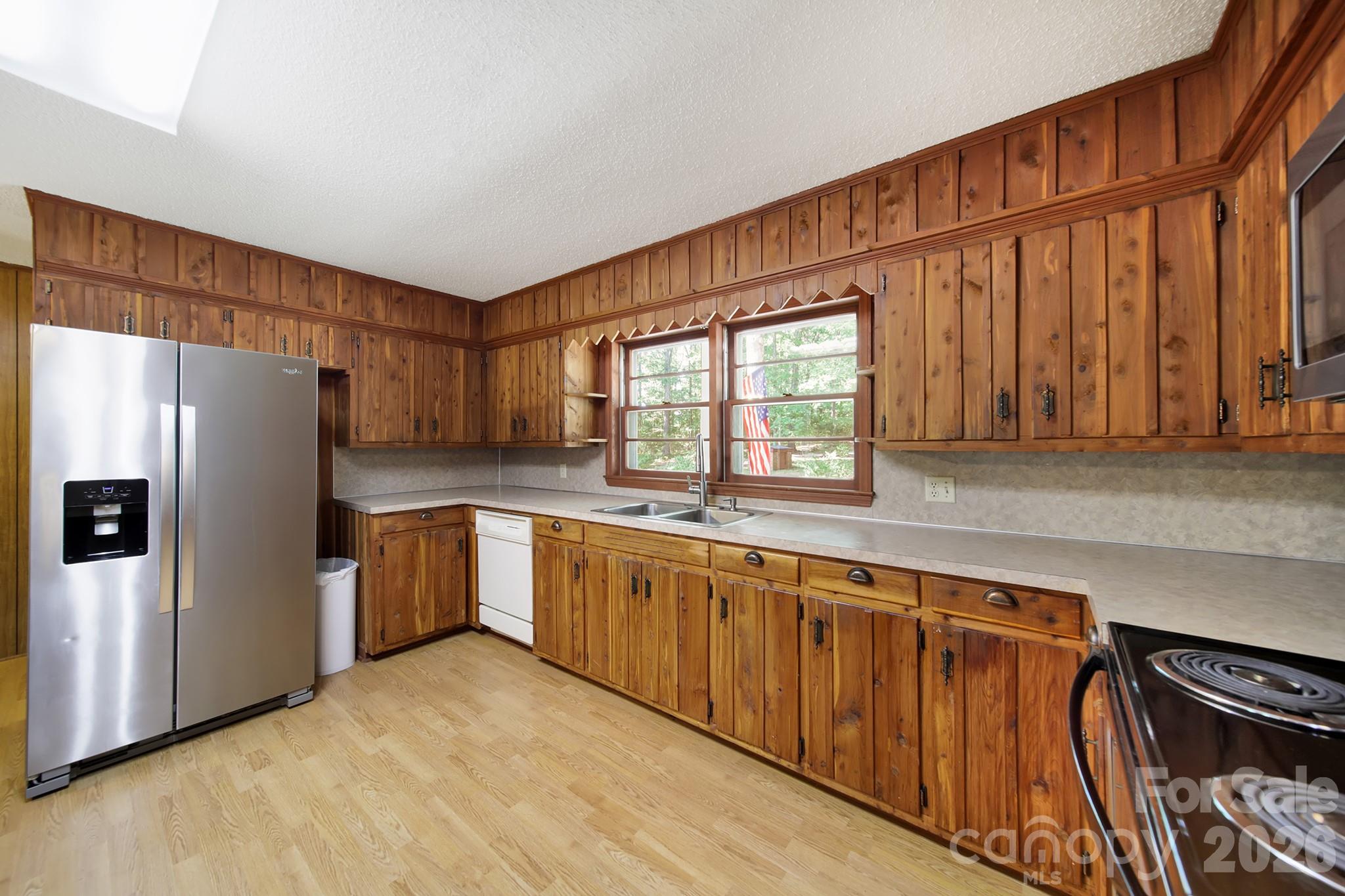 1950 Daisy Couch Road — Lancaster