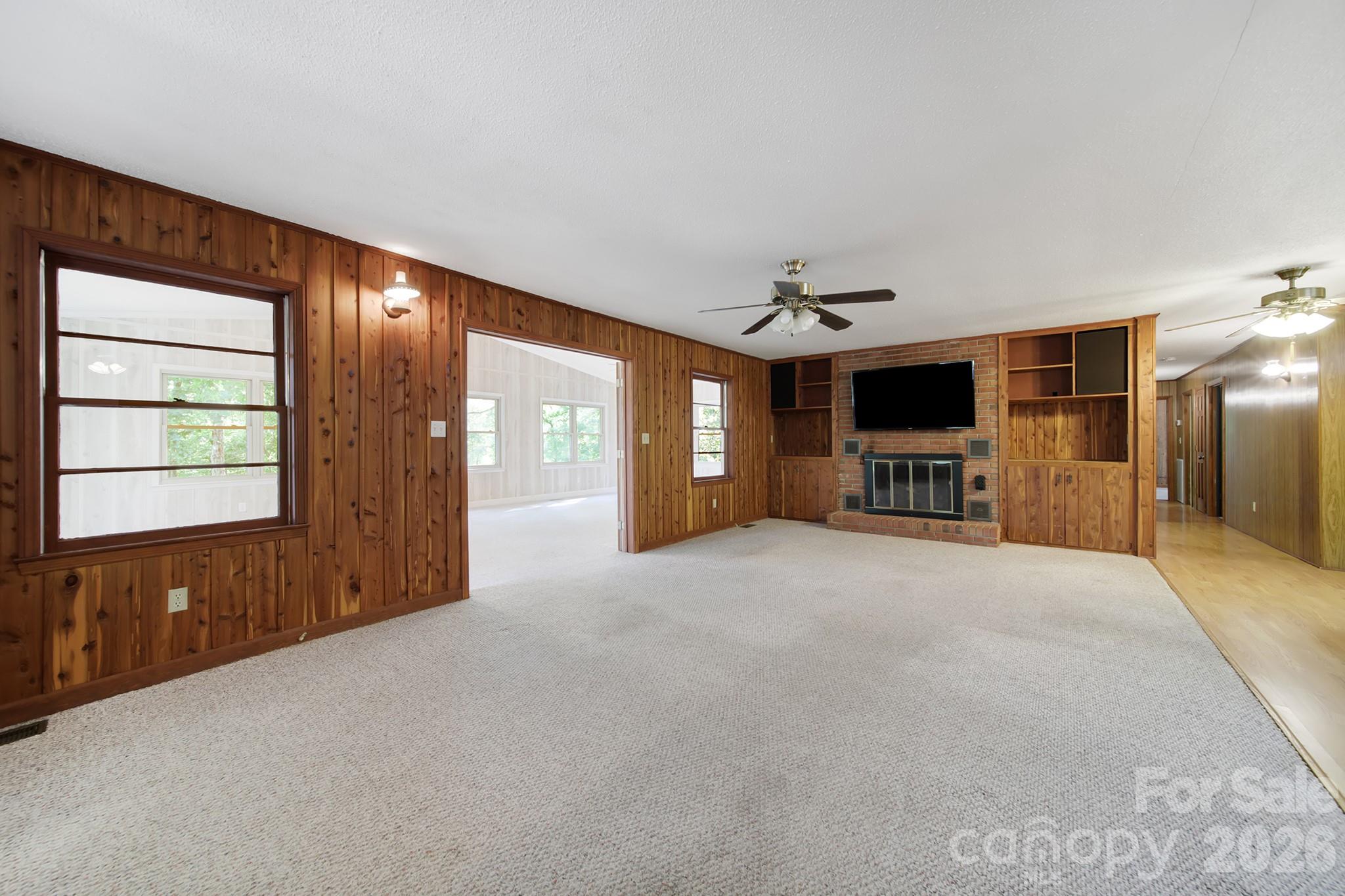 1950 Daisy Couch Road — Lancaster
