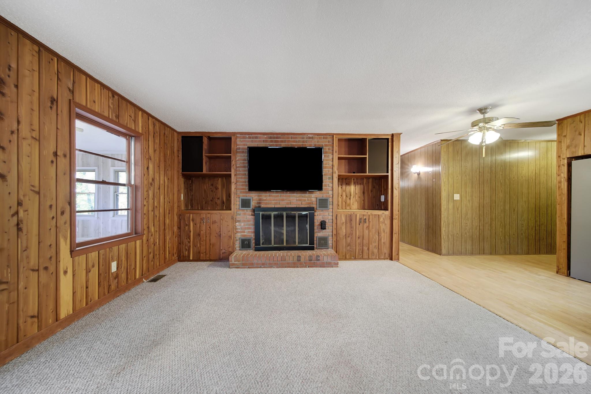 1950 Daisy Couch Road — Lancaster