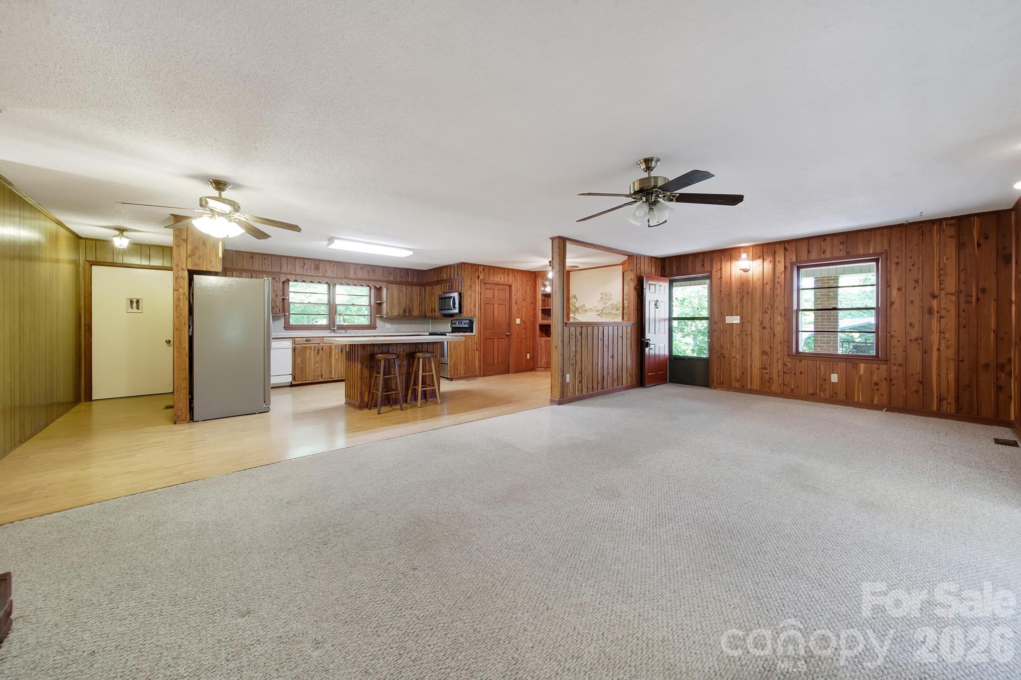 1950 Daisy Couch Road — Lancaster