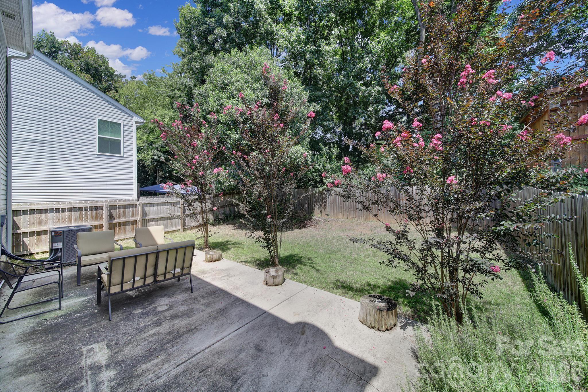 1611 Hooper Court — Charlotte