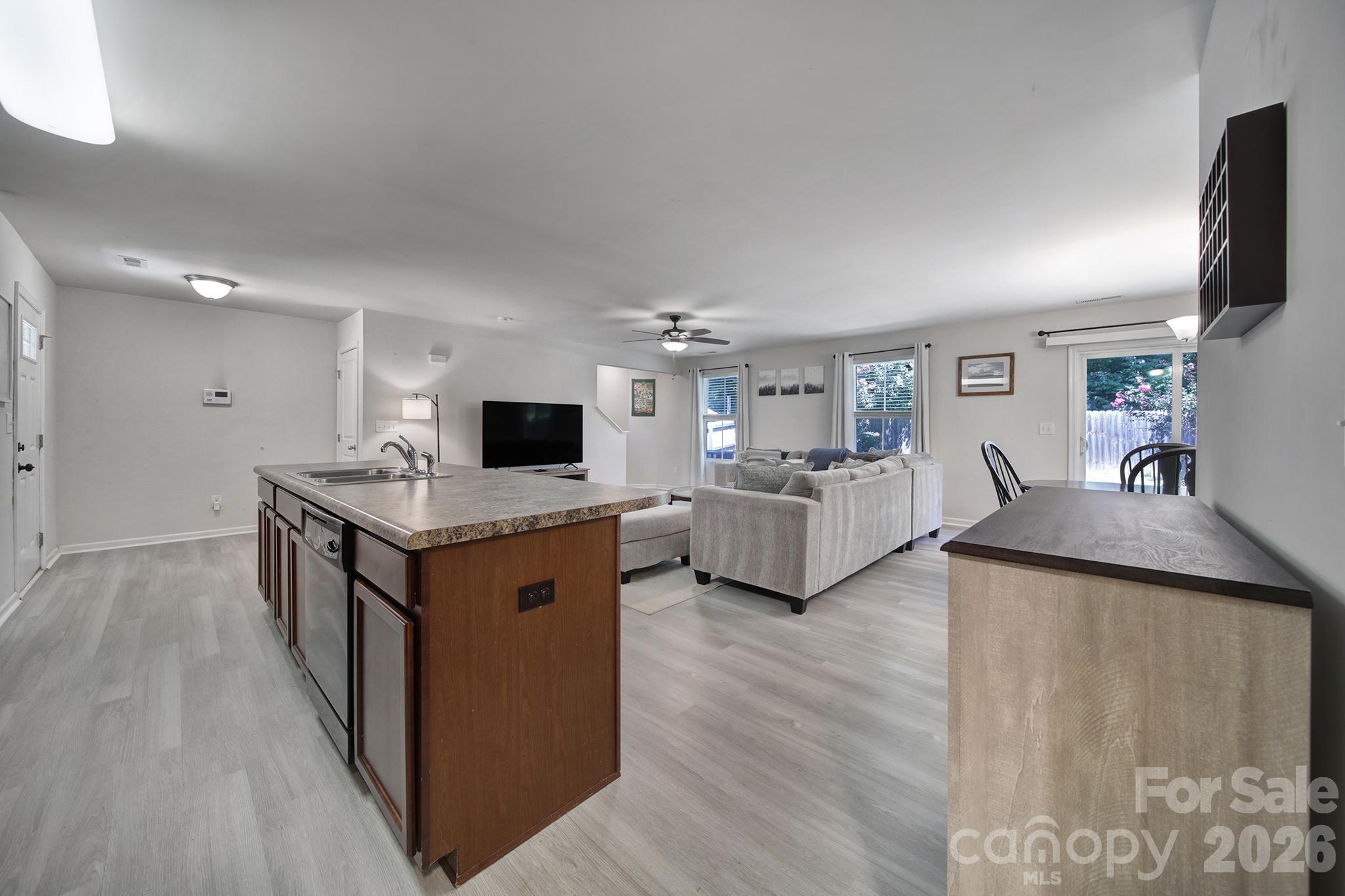 1611 Hooper Court — Charlotte
