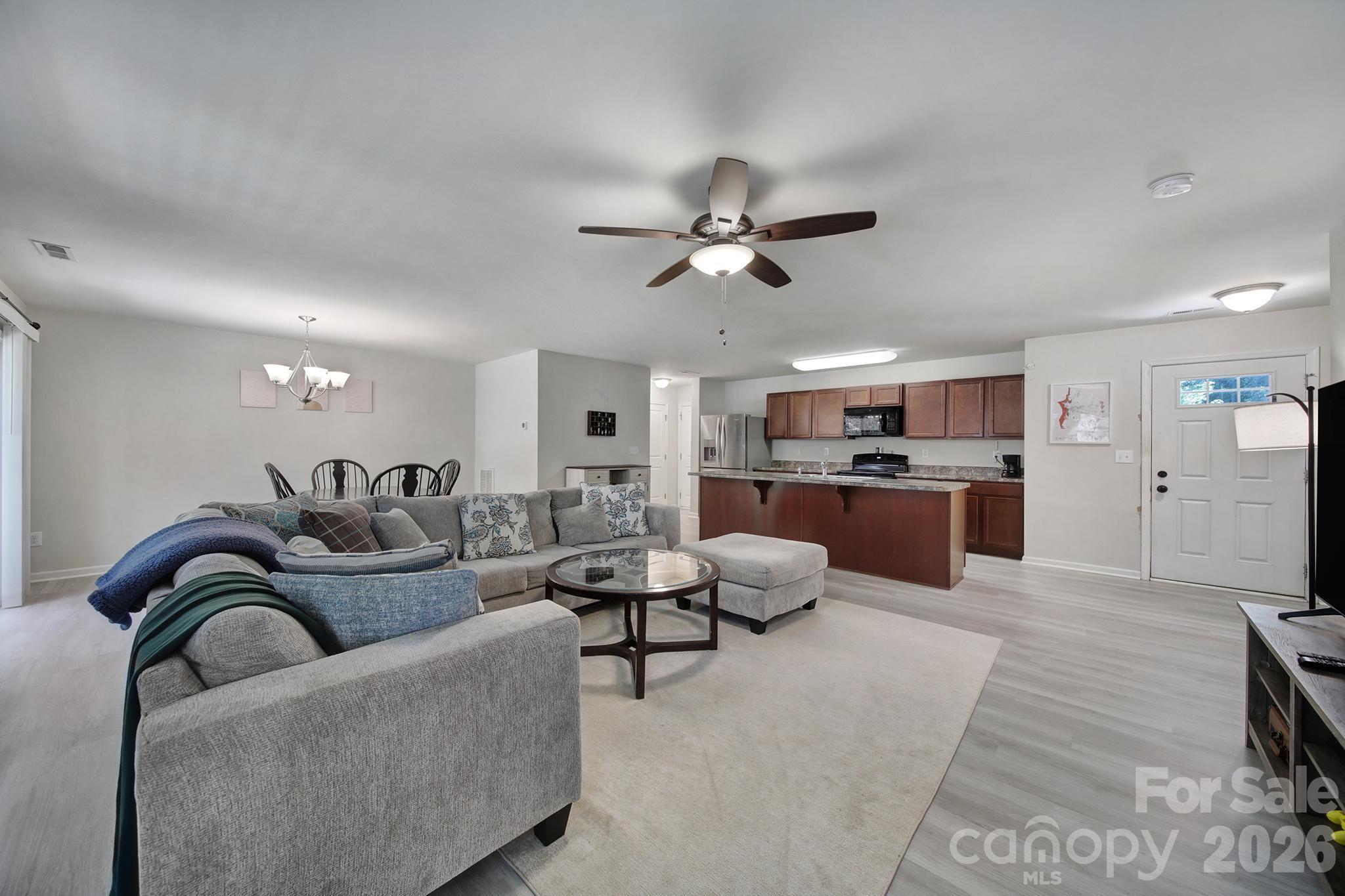 1611 Hooper Court — Charlotte