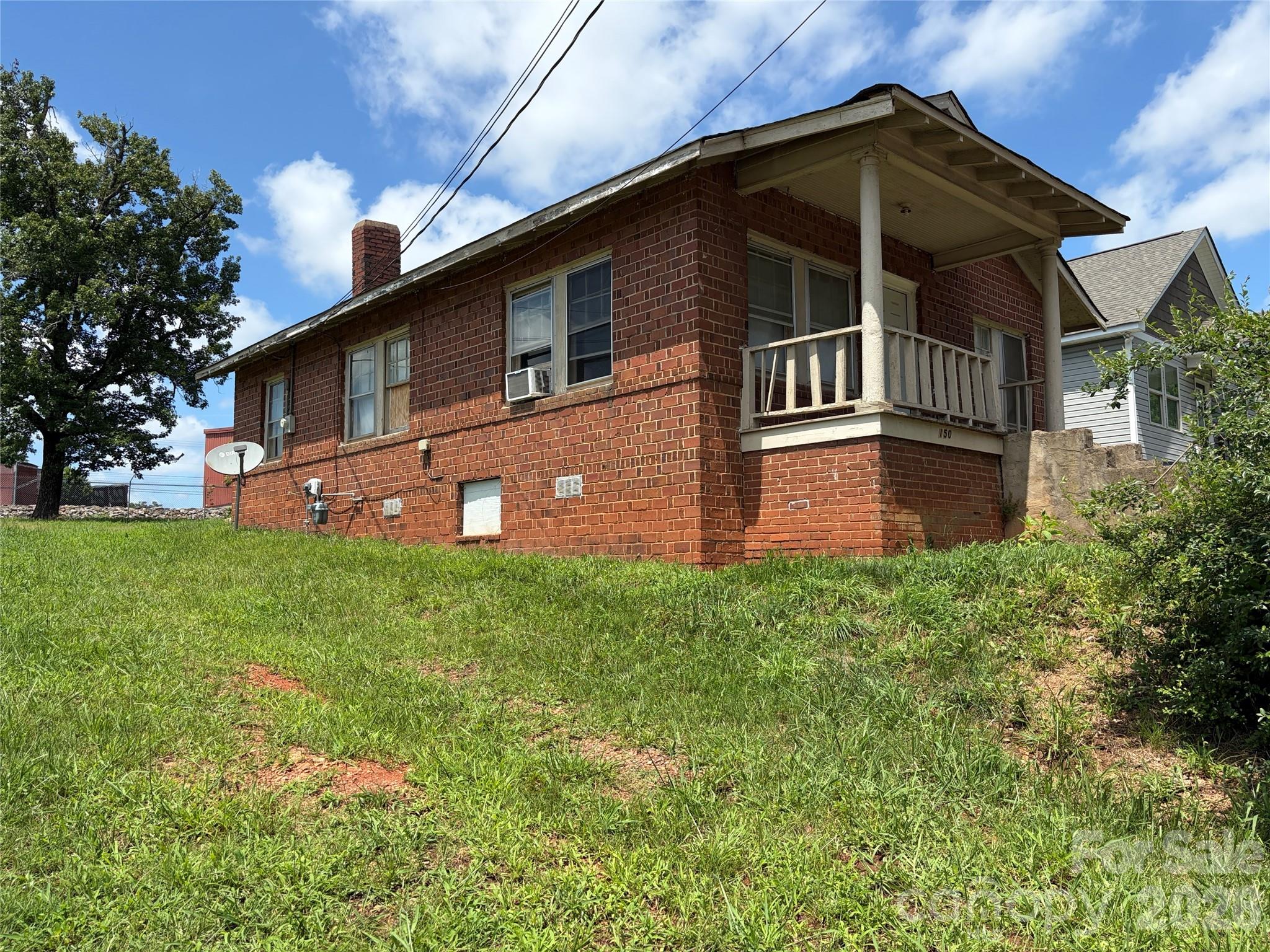 150 Woodlawn Drive — Statesville