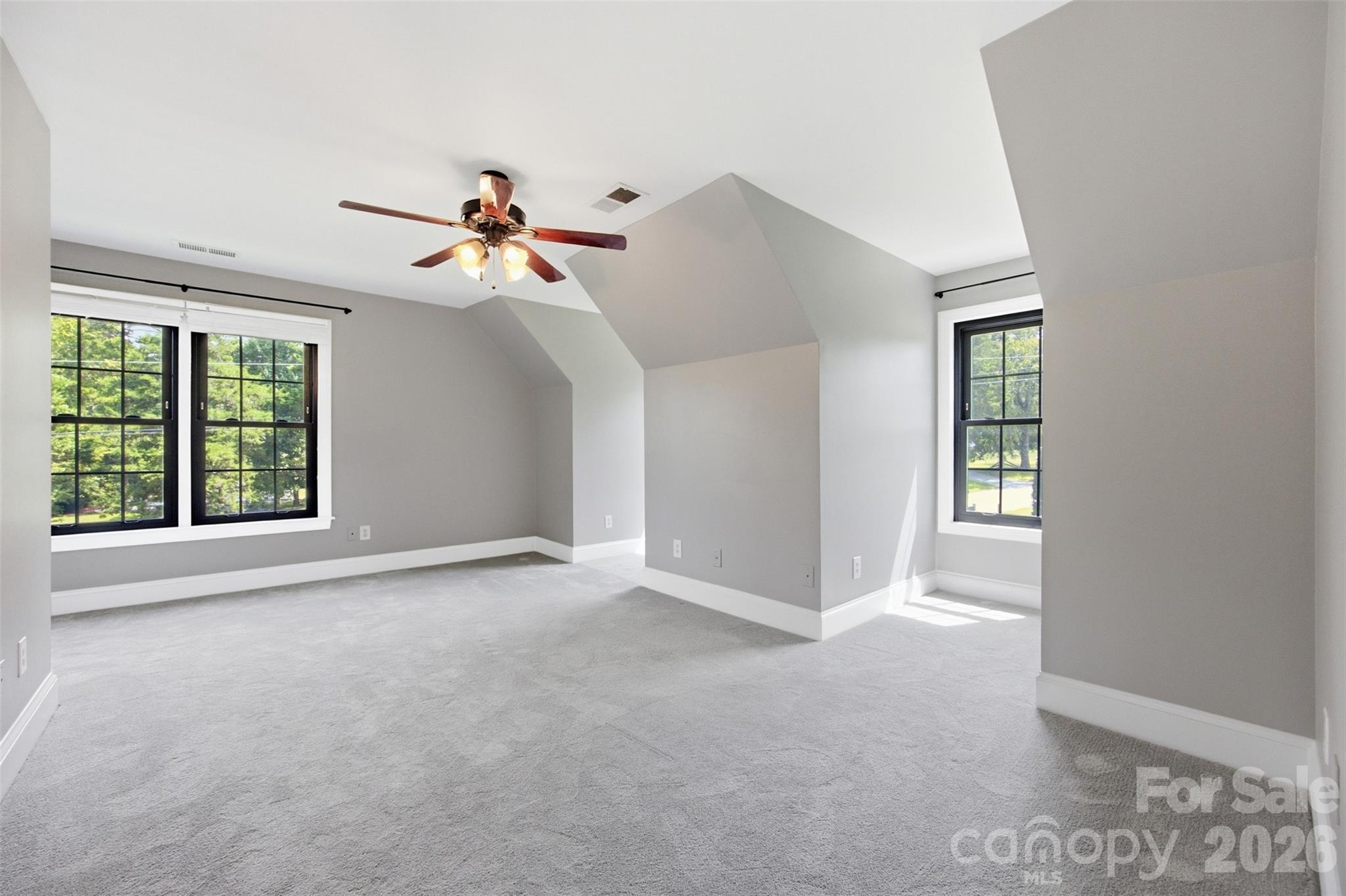 1002 Heather Glen Drive — Matthews