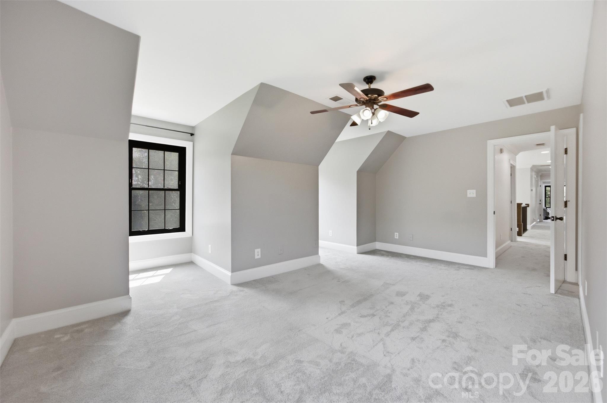1002 Heather Glen Drive — Matthews