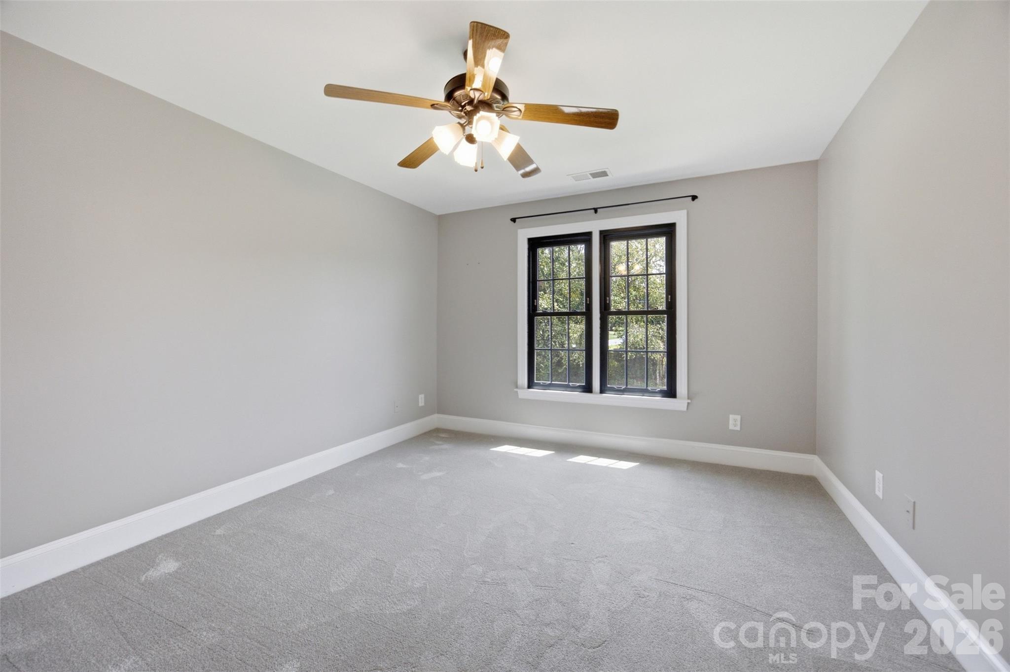 1002 Heather Glen Drive — Matthews