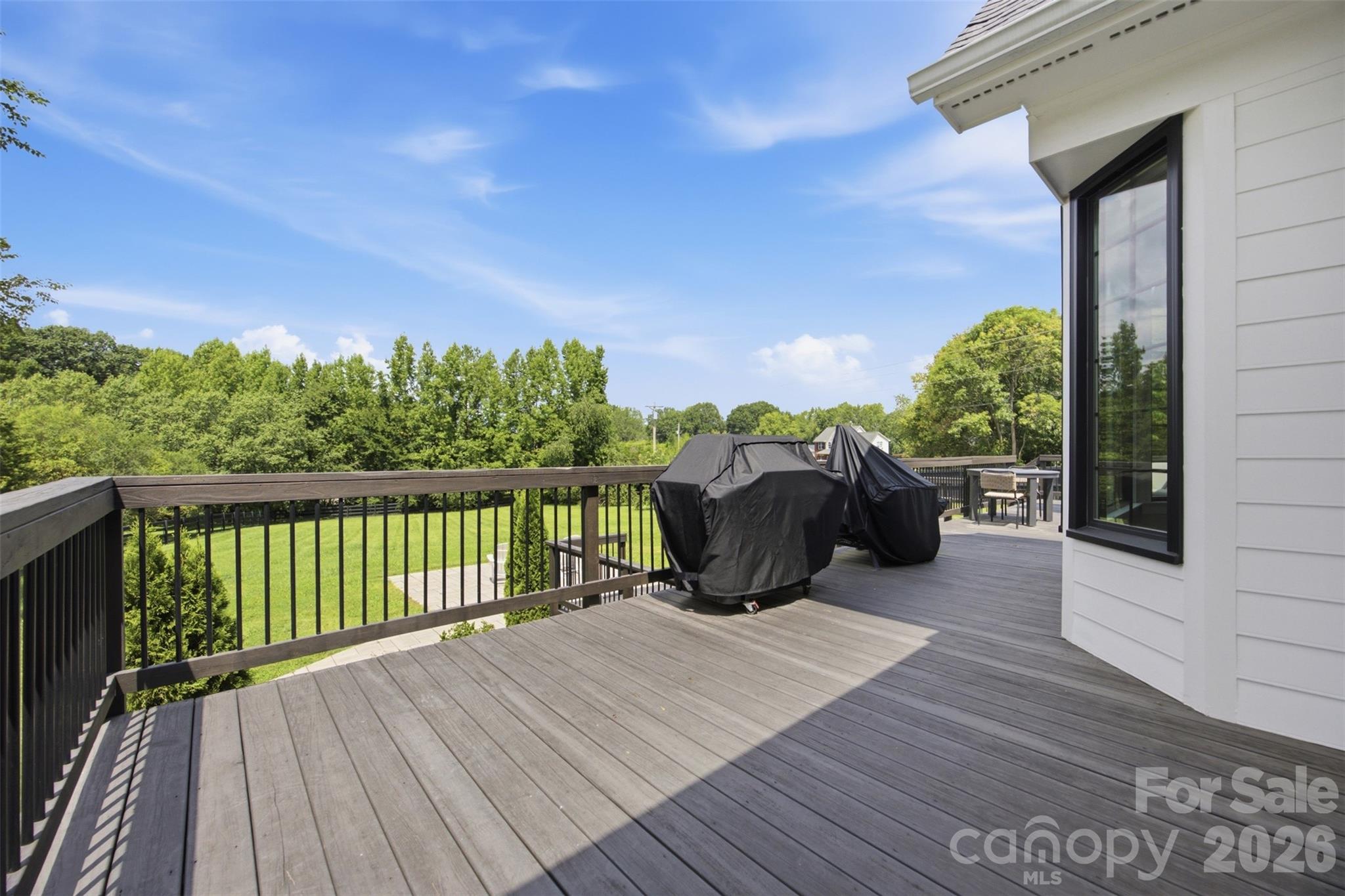 1002 Heather Glen Drive — Matthews