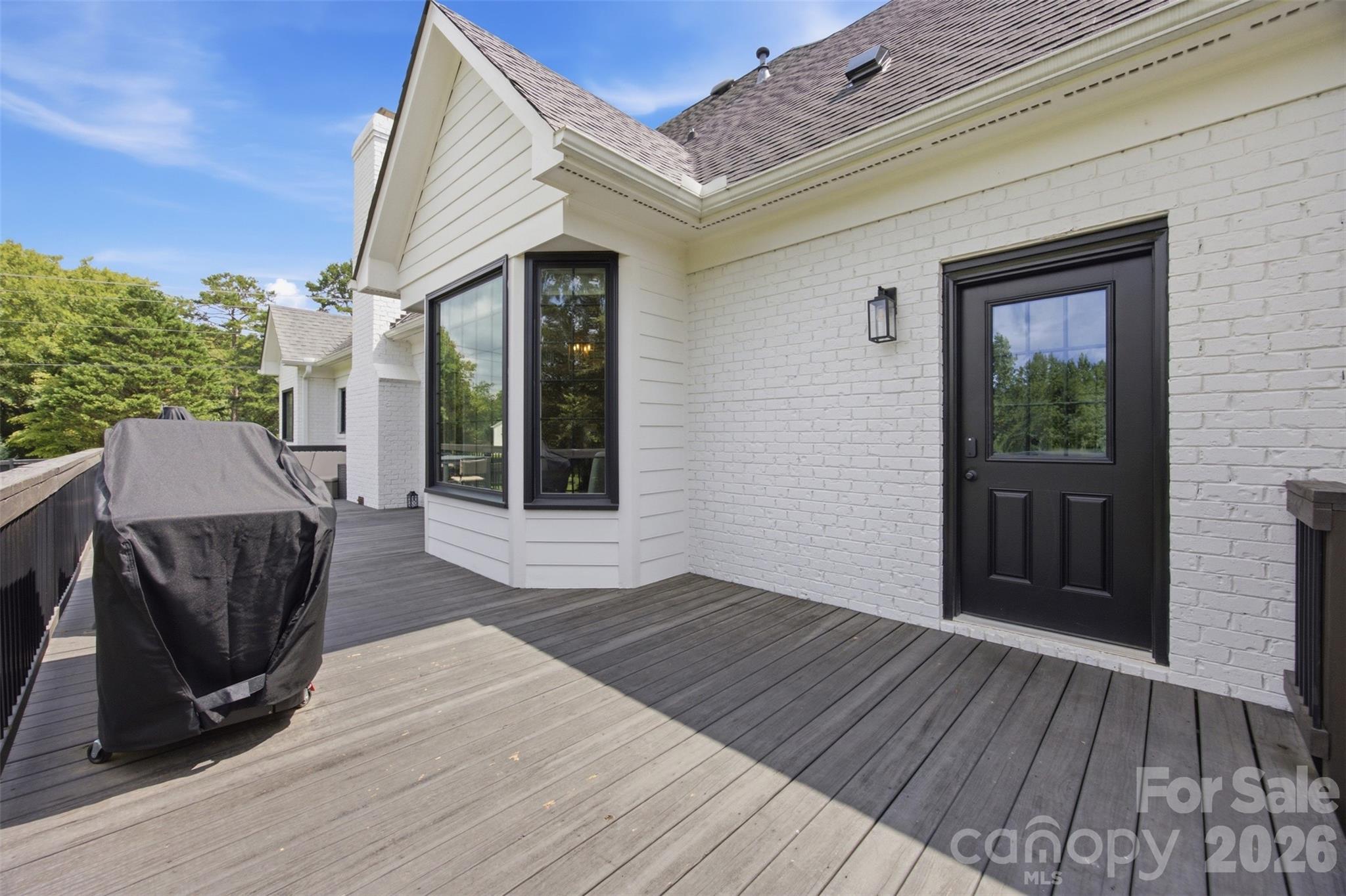 1002 Heather Glen Drive — Matthews