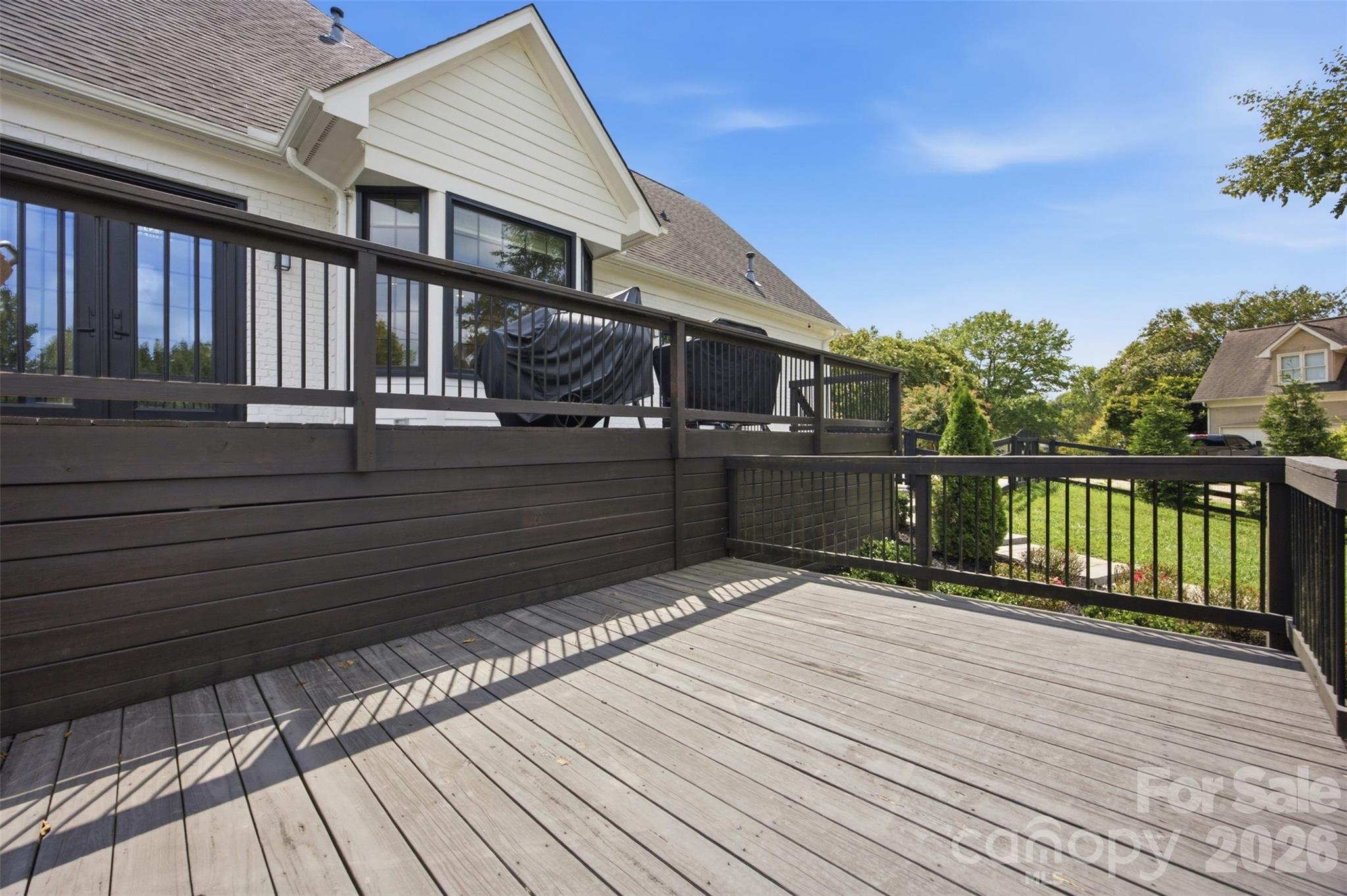 1002 Heather Glen Drive — Matthews