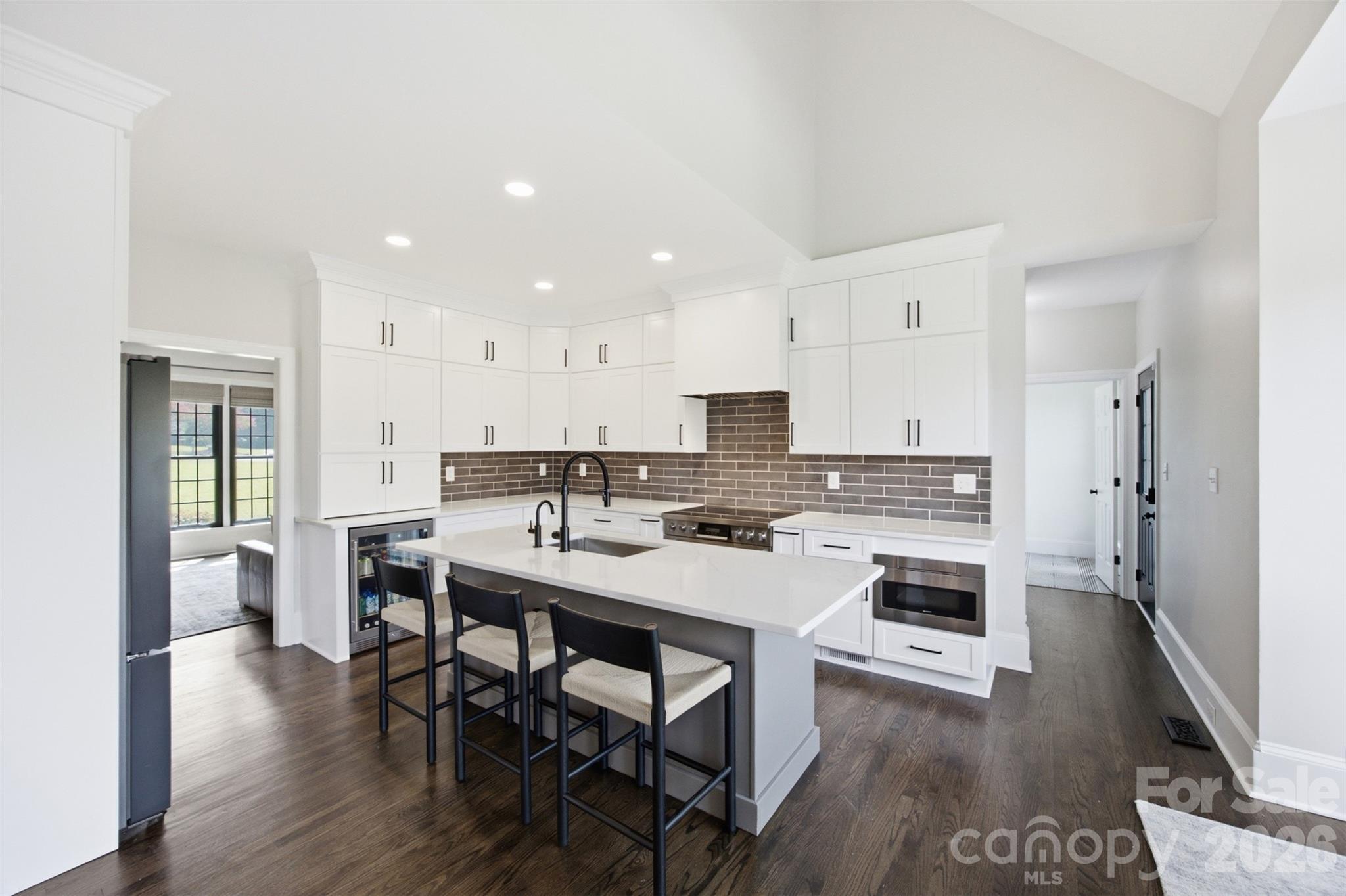 1002 Heather Glen Drive — Matthews