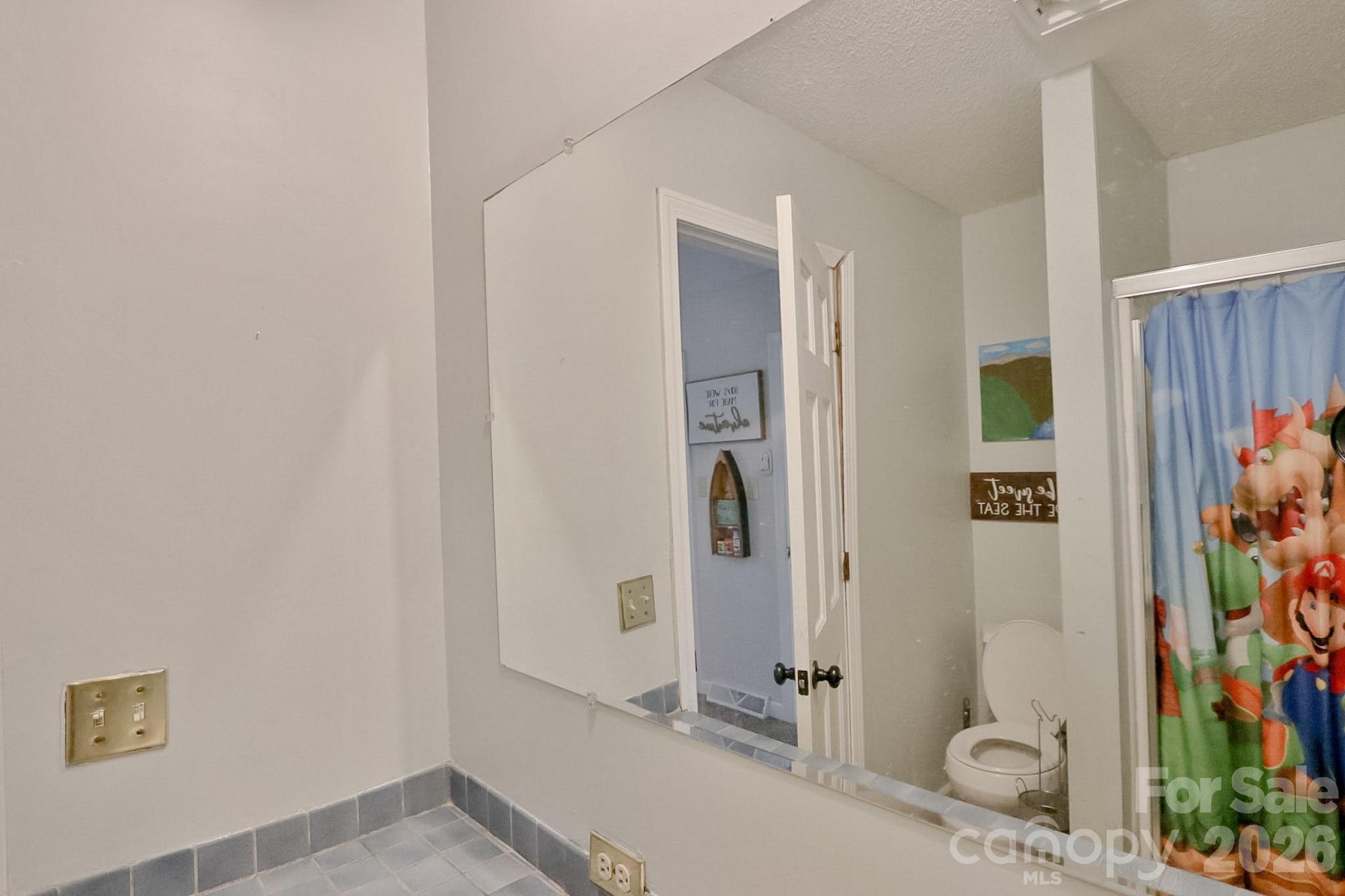 1725 Fred Hinshaw Road — Yadkinville