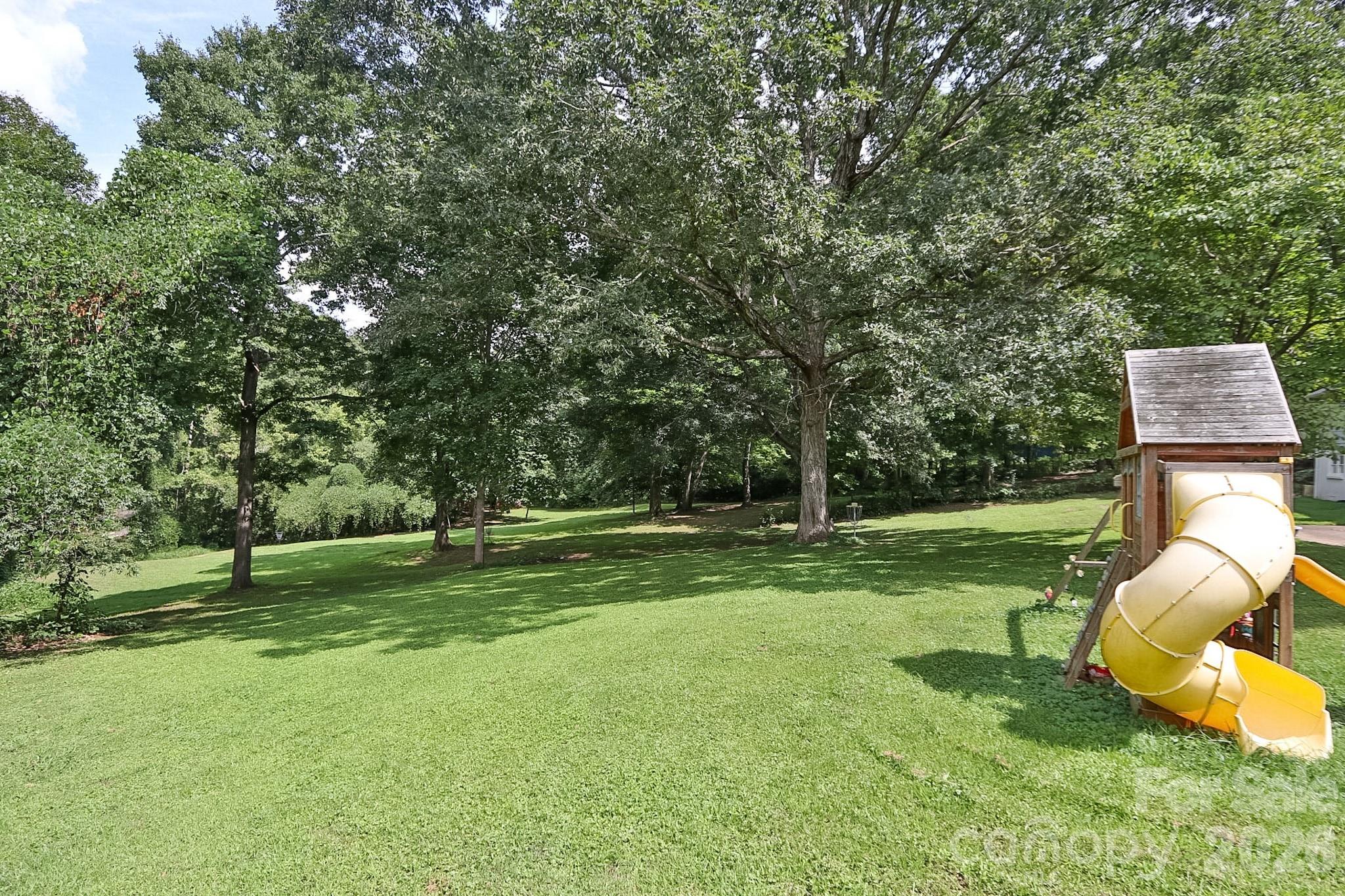 1725 Fred Hinshaw Road — Yadkinville