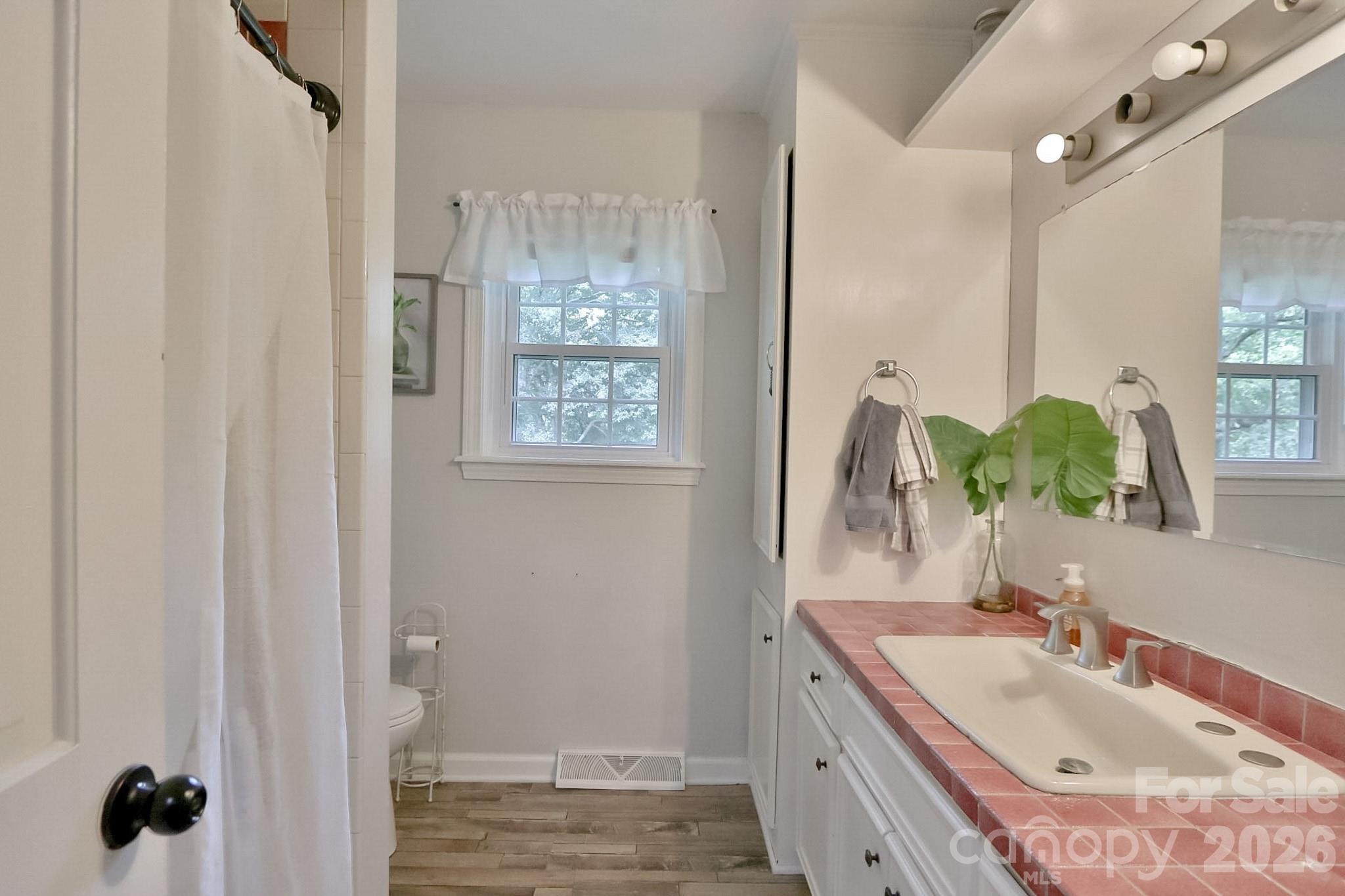 1725 Fred Hinshaw Road — Yadkinville