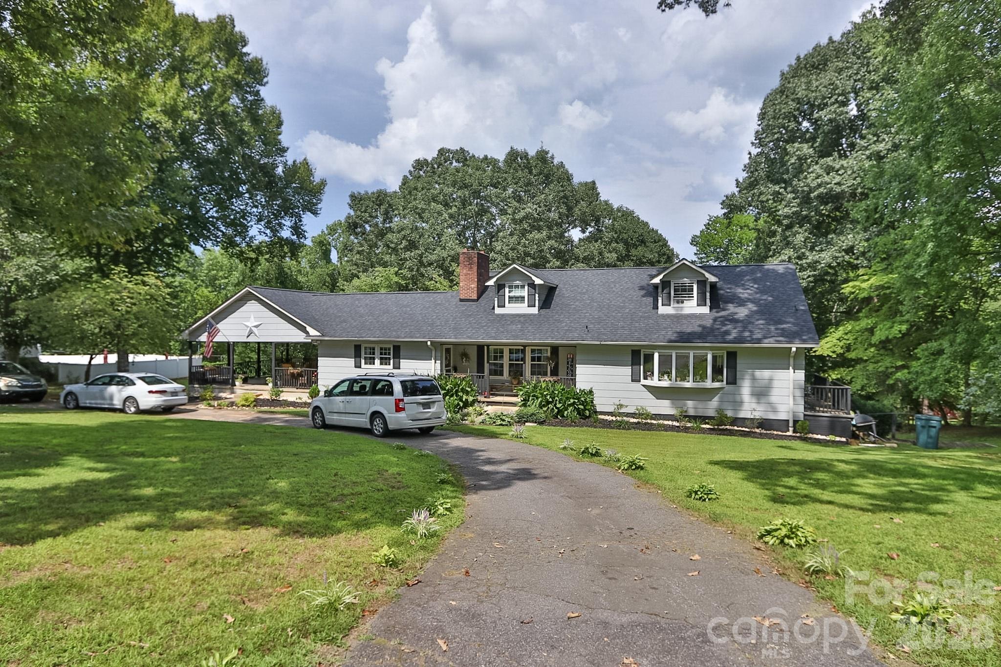 1725 Fred Hinshaw Road — Yadkinville