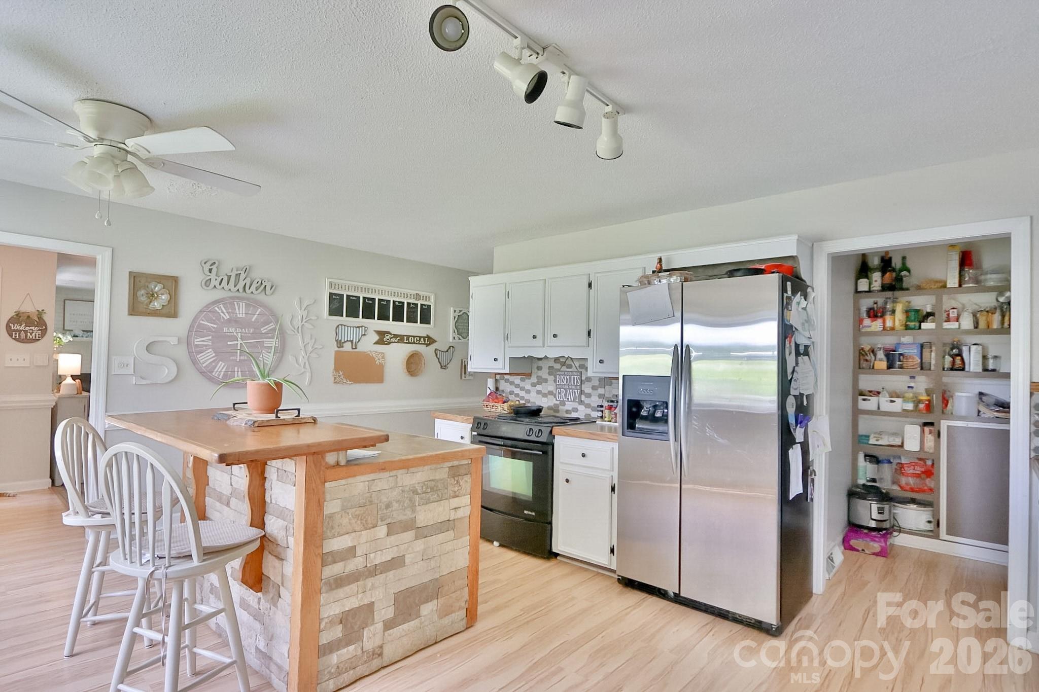 1725 Fred Hinshaw Road — Yadkinville
