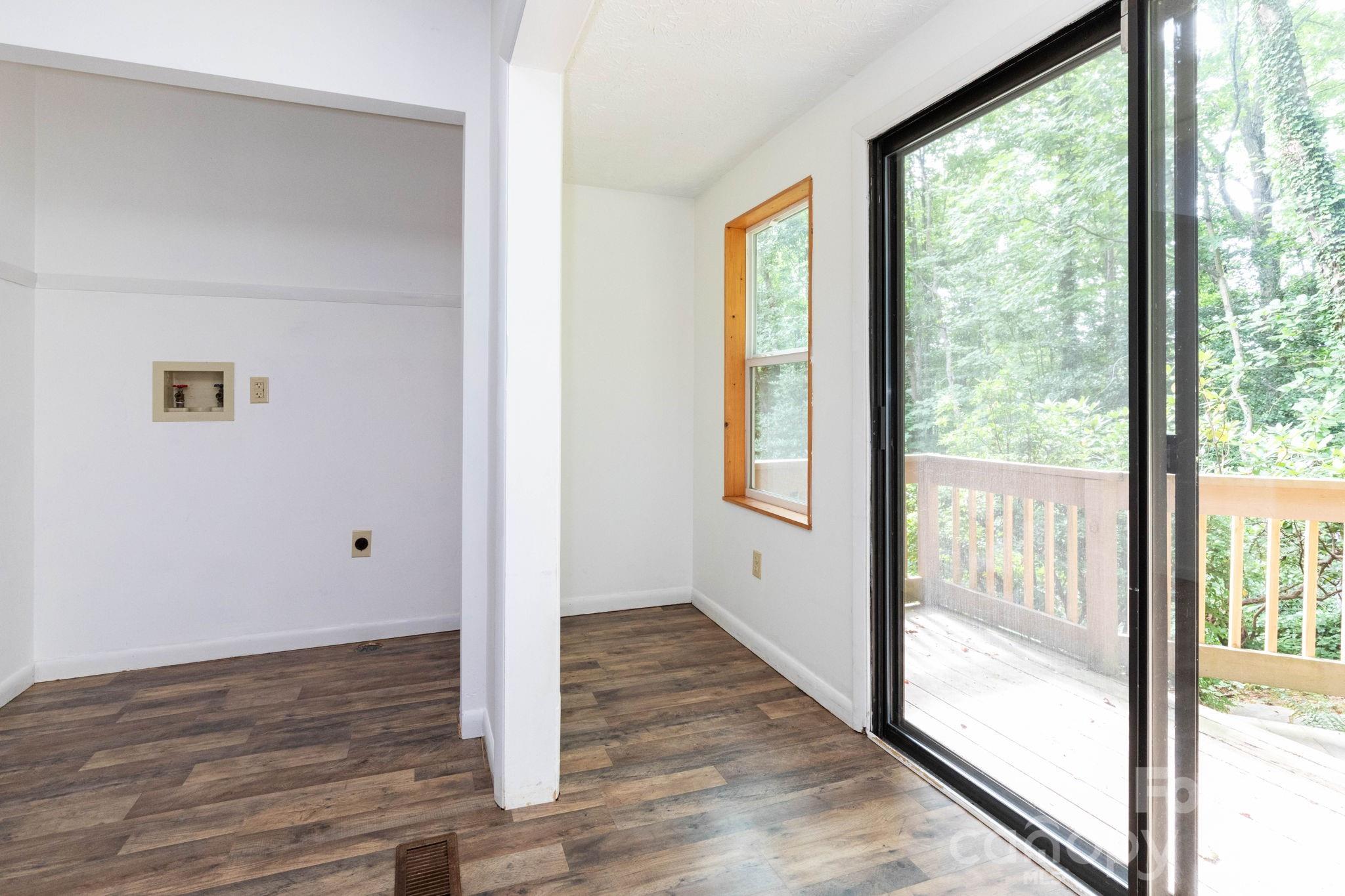 404 Buck Cove Terrace — Asheville