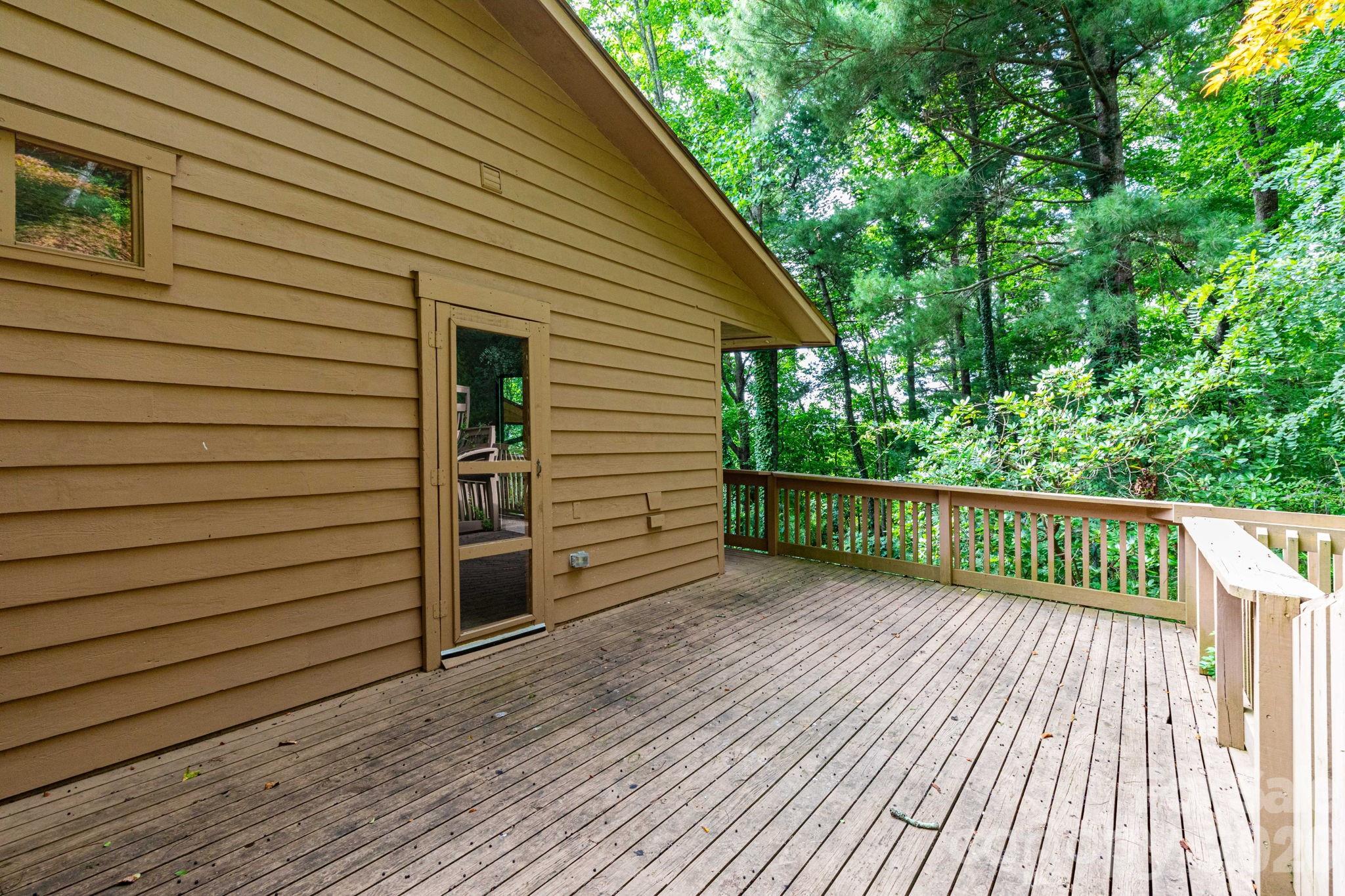 404 Buck Cove Terrace — Asheville