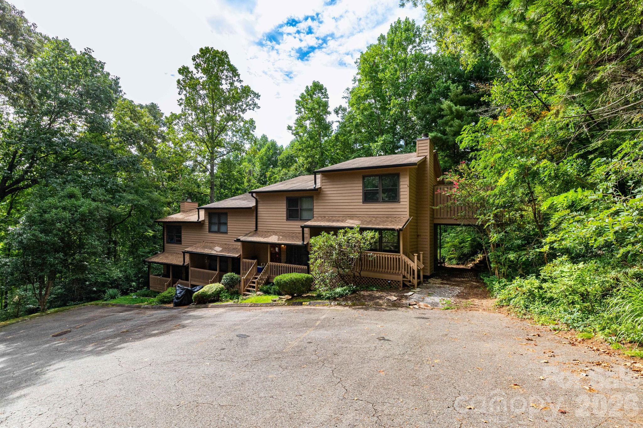 404 Buck Cove Terrace — Asheville