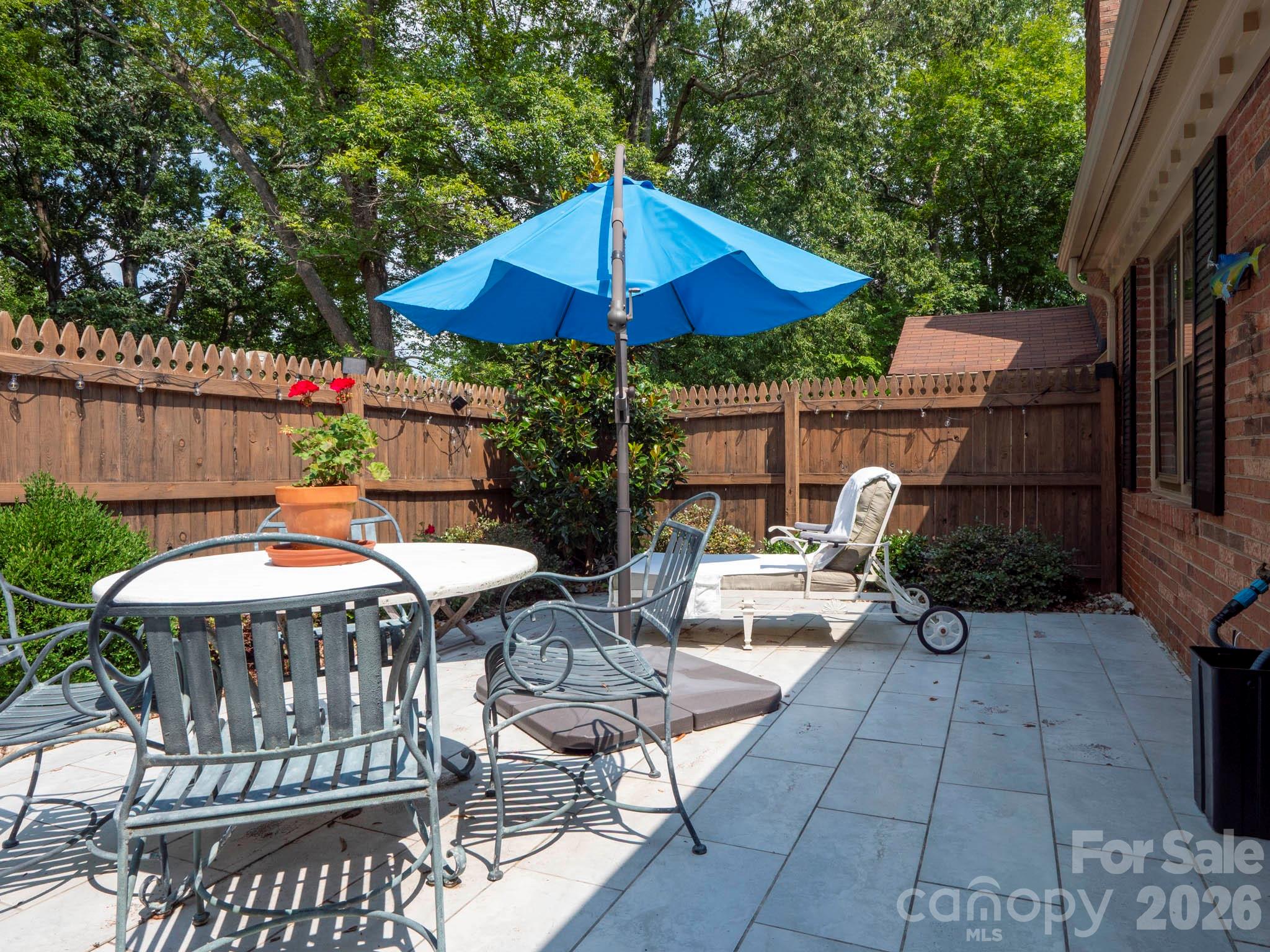 9028 Providence Colony Drive — Charlotte