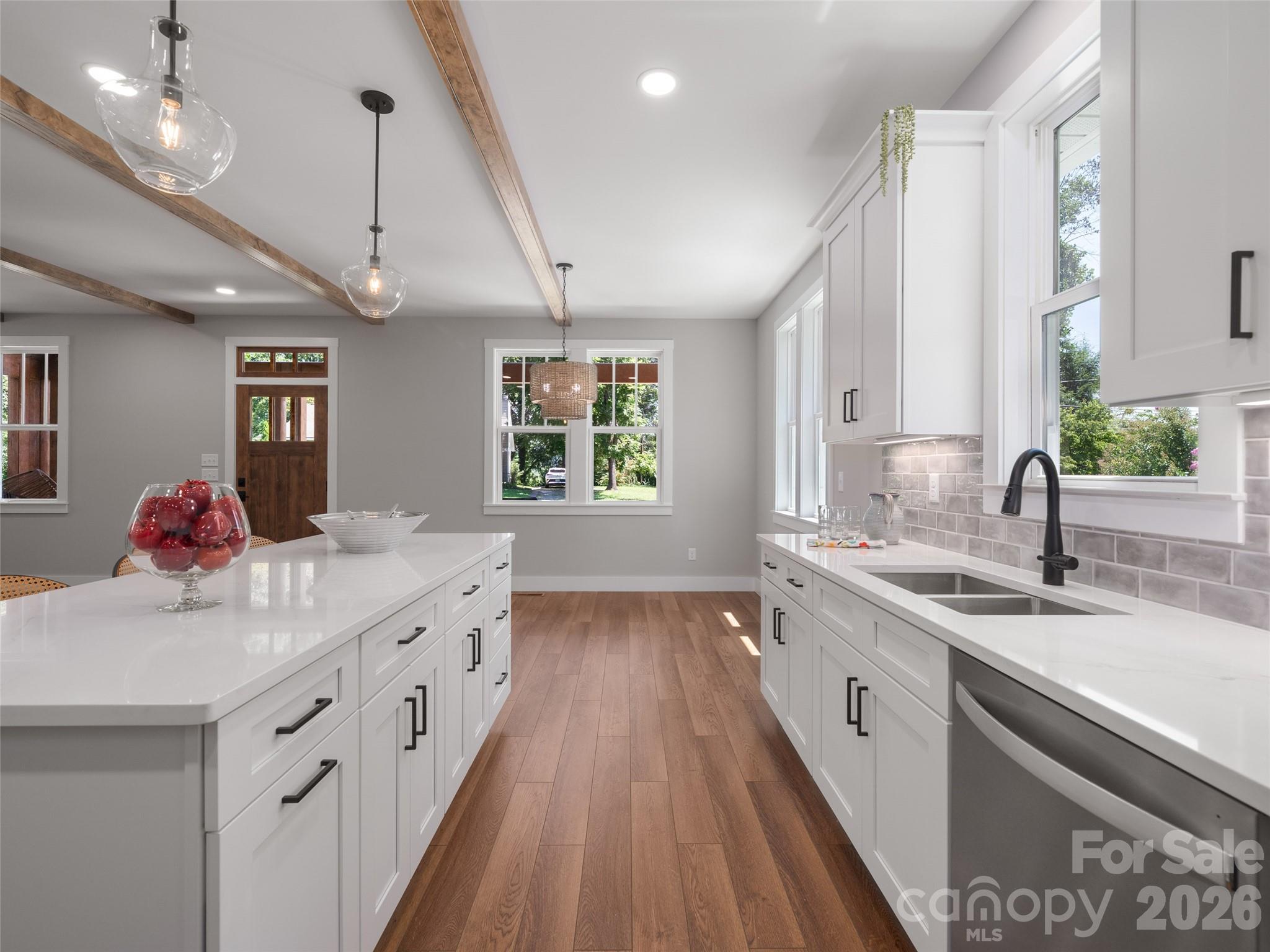 42 Summit Avenue — Brevard