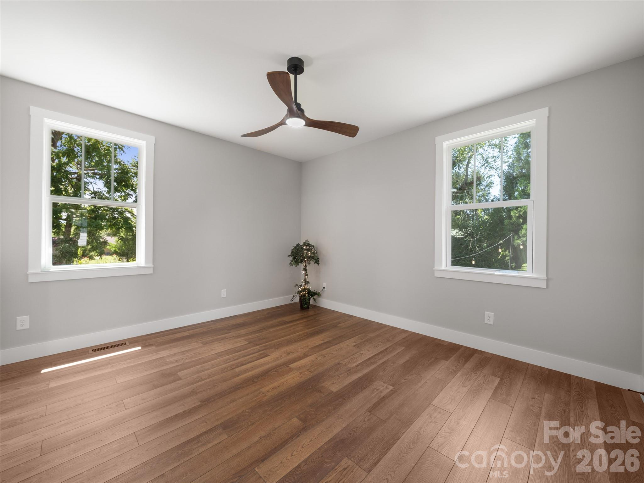 42 Summit Avenue — Brevard