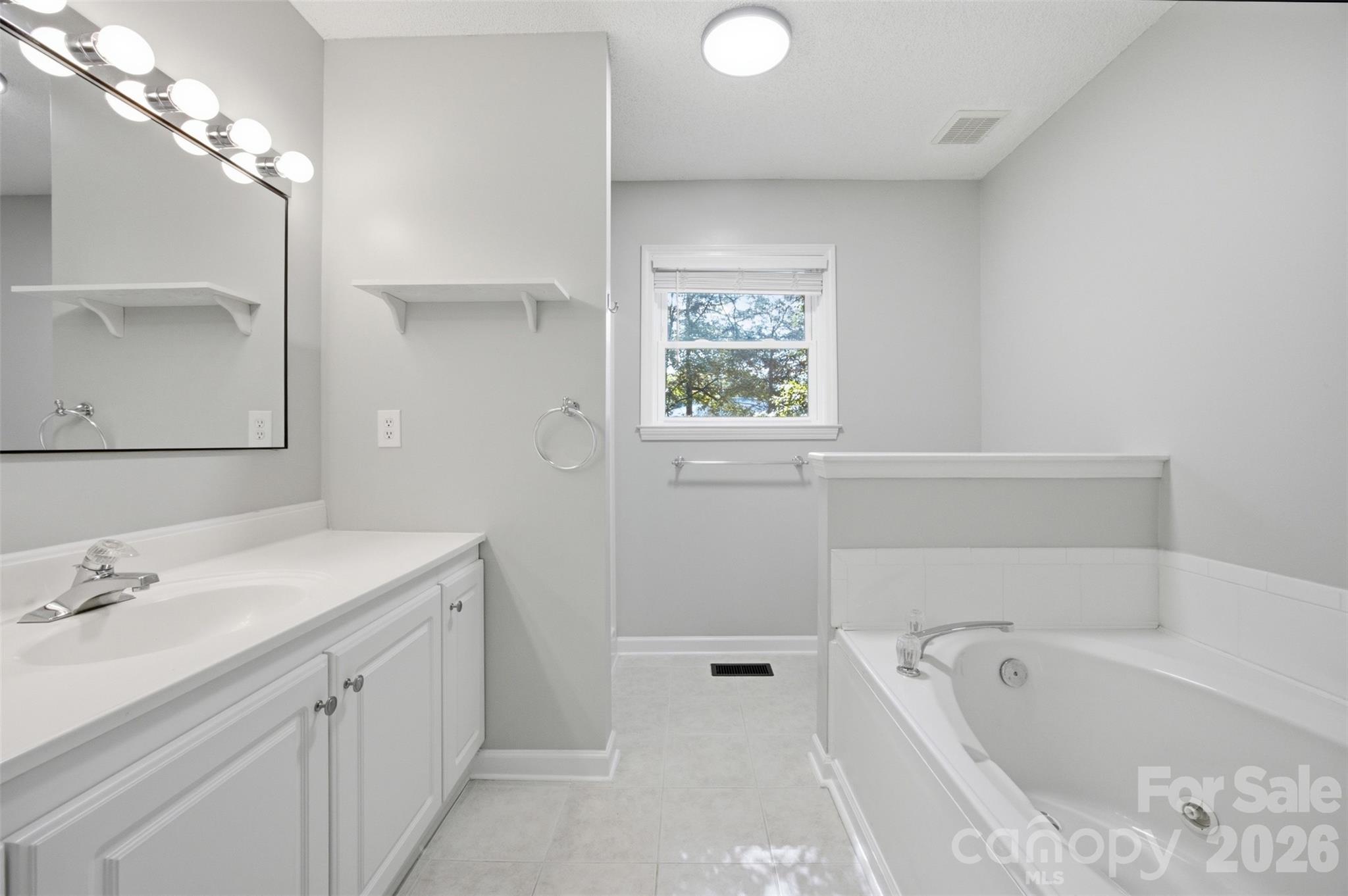 1297 Creekview Drive — Gastonia