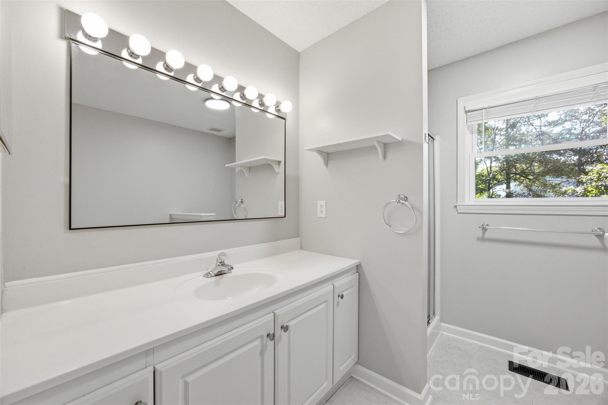 1297 Creekview Drive — Gastonia