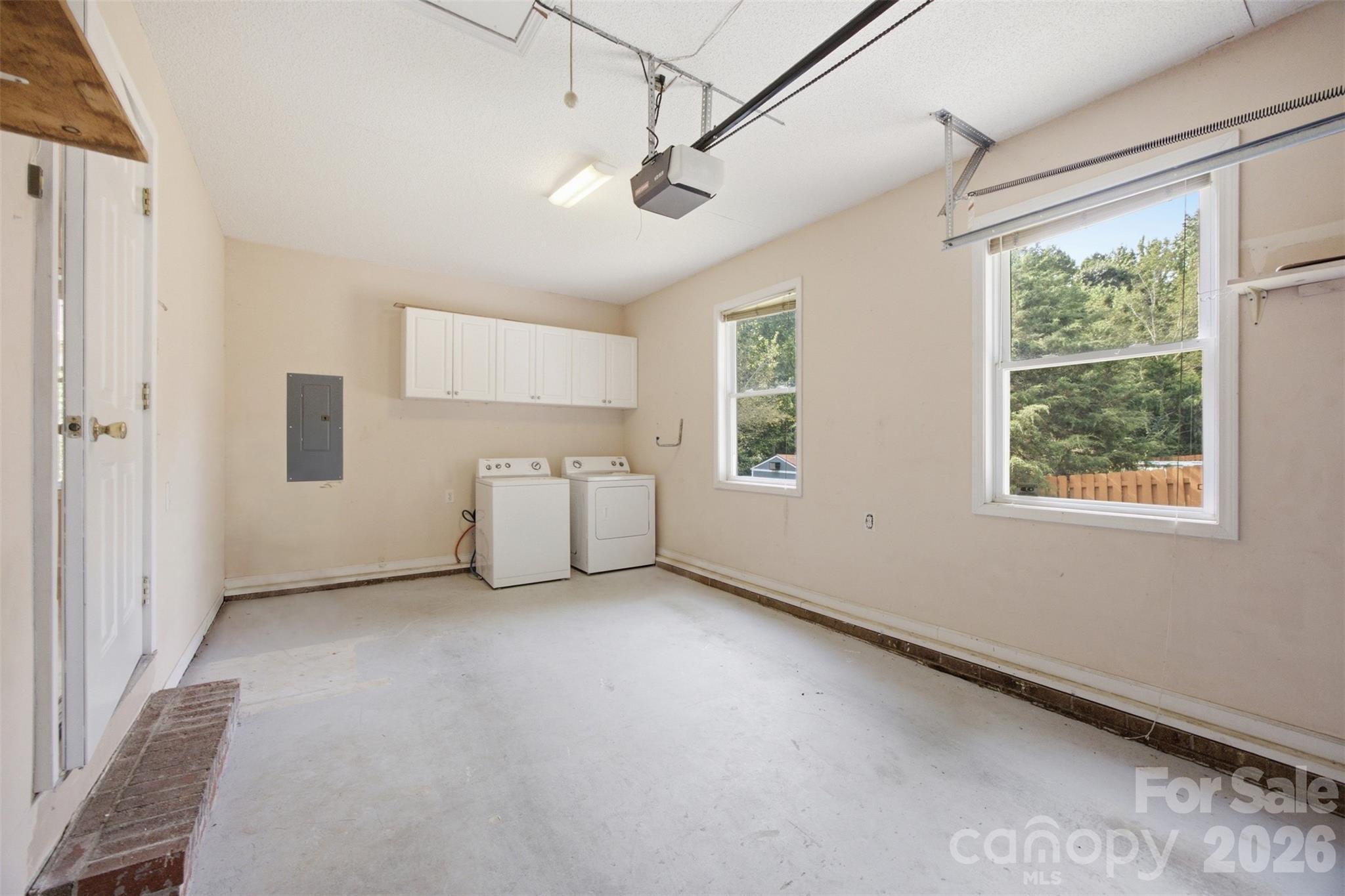 1297 Creekview Drive — Gastonia