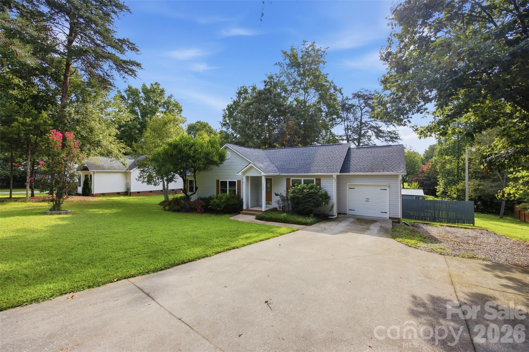 1297 Creekview Drive — Gastonia