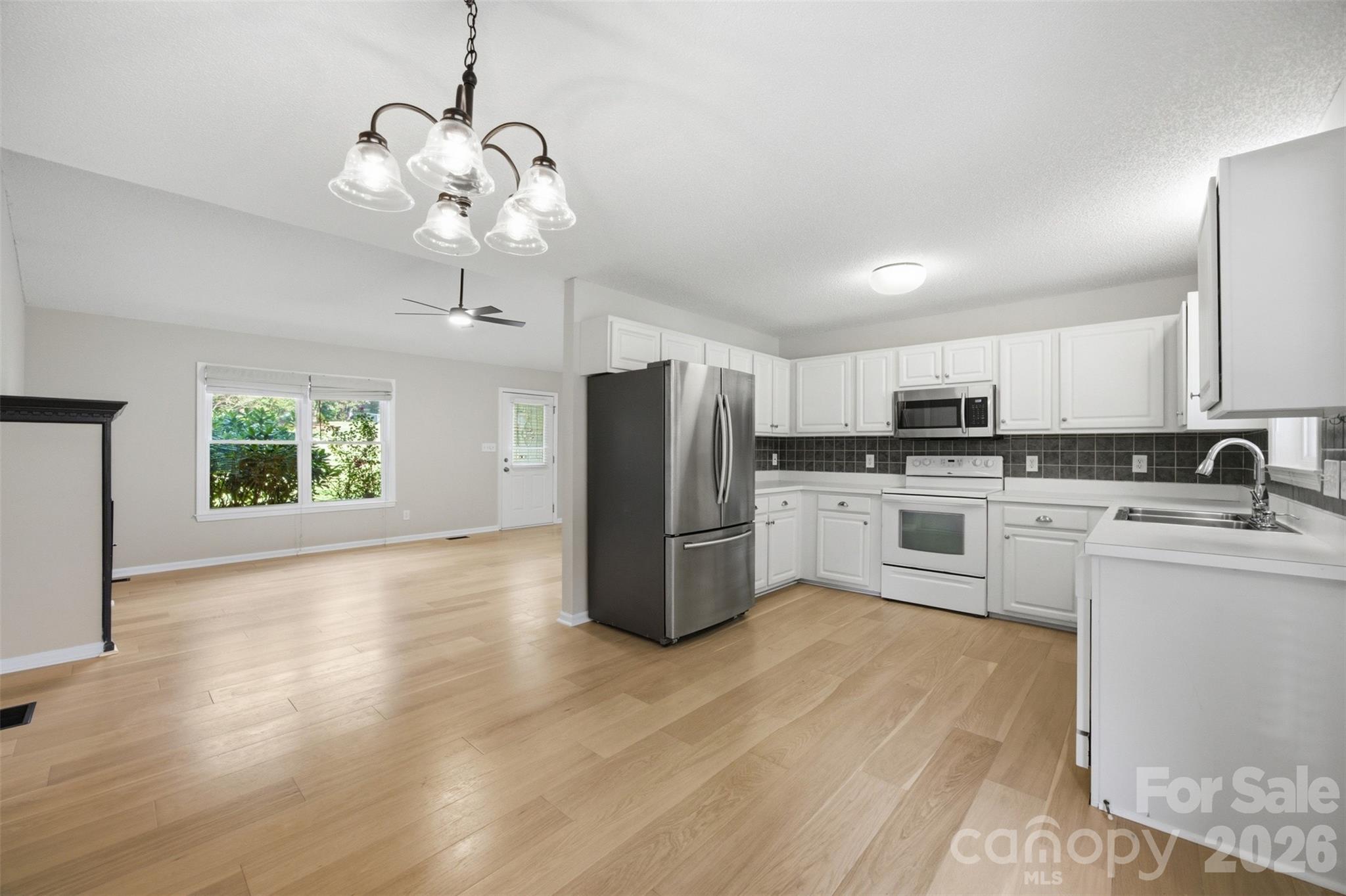 1297 Creekview Drive — Gastonia