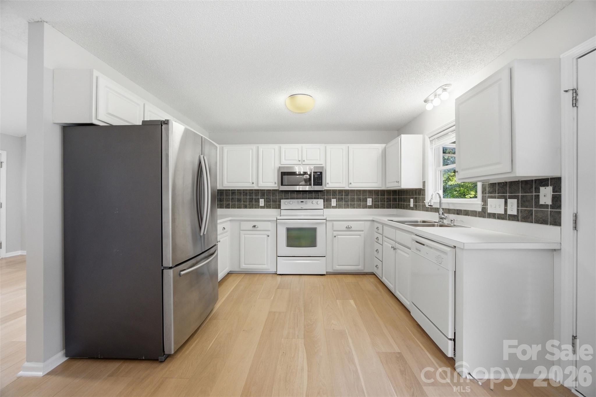 1297 Creekview Drive — Gastonia