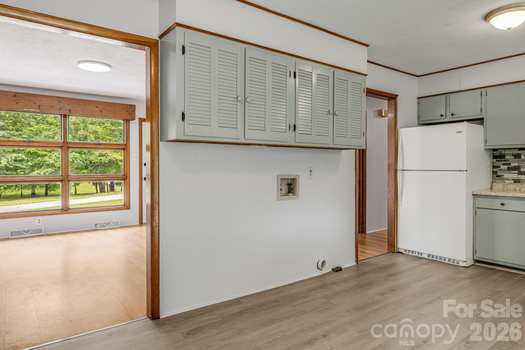 25 Hickory Tree Road — Asheville