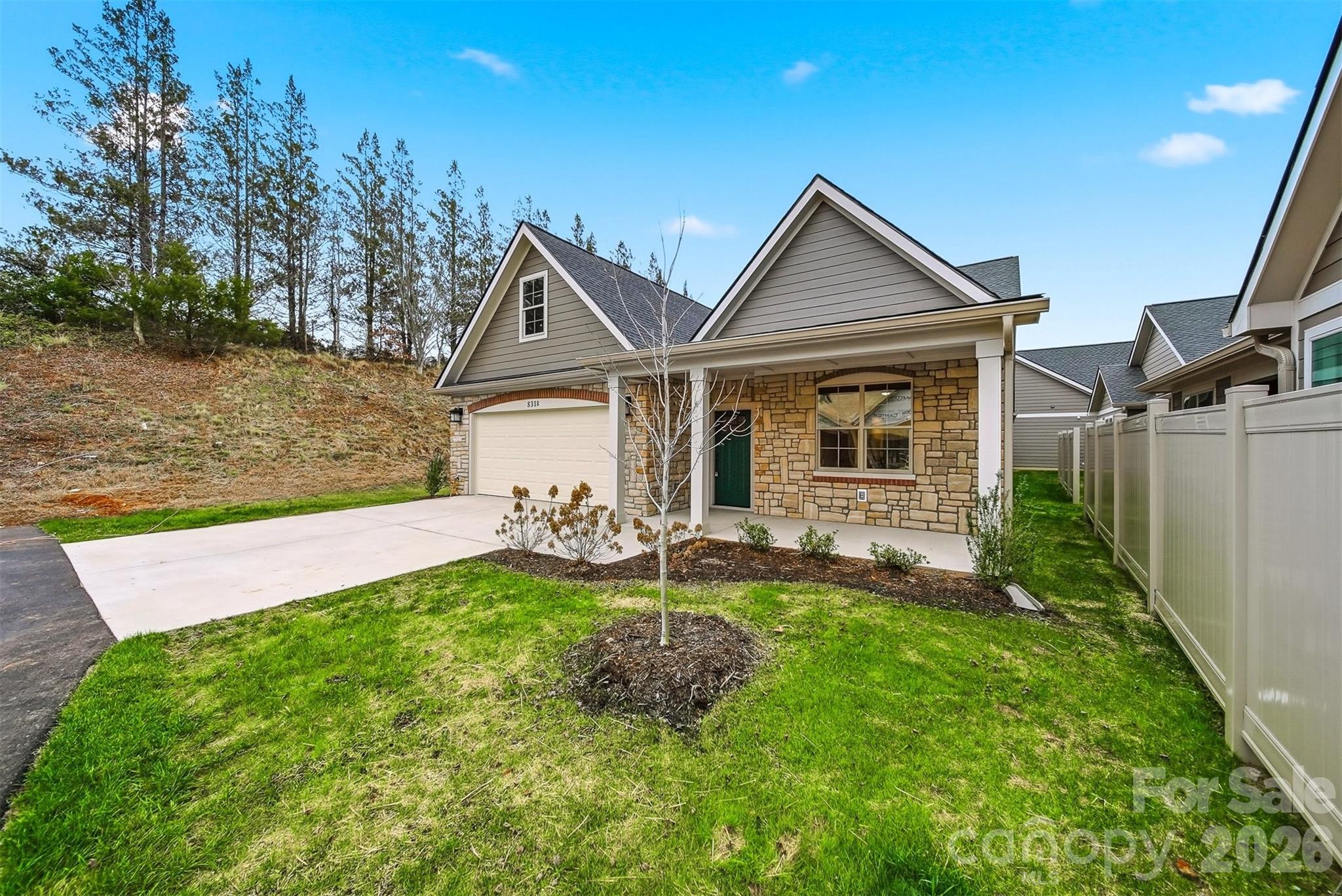 827C Wynnshire Drive #66 — Hickory
