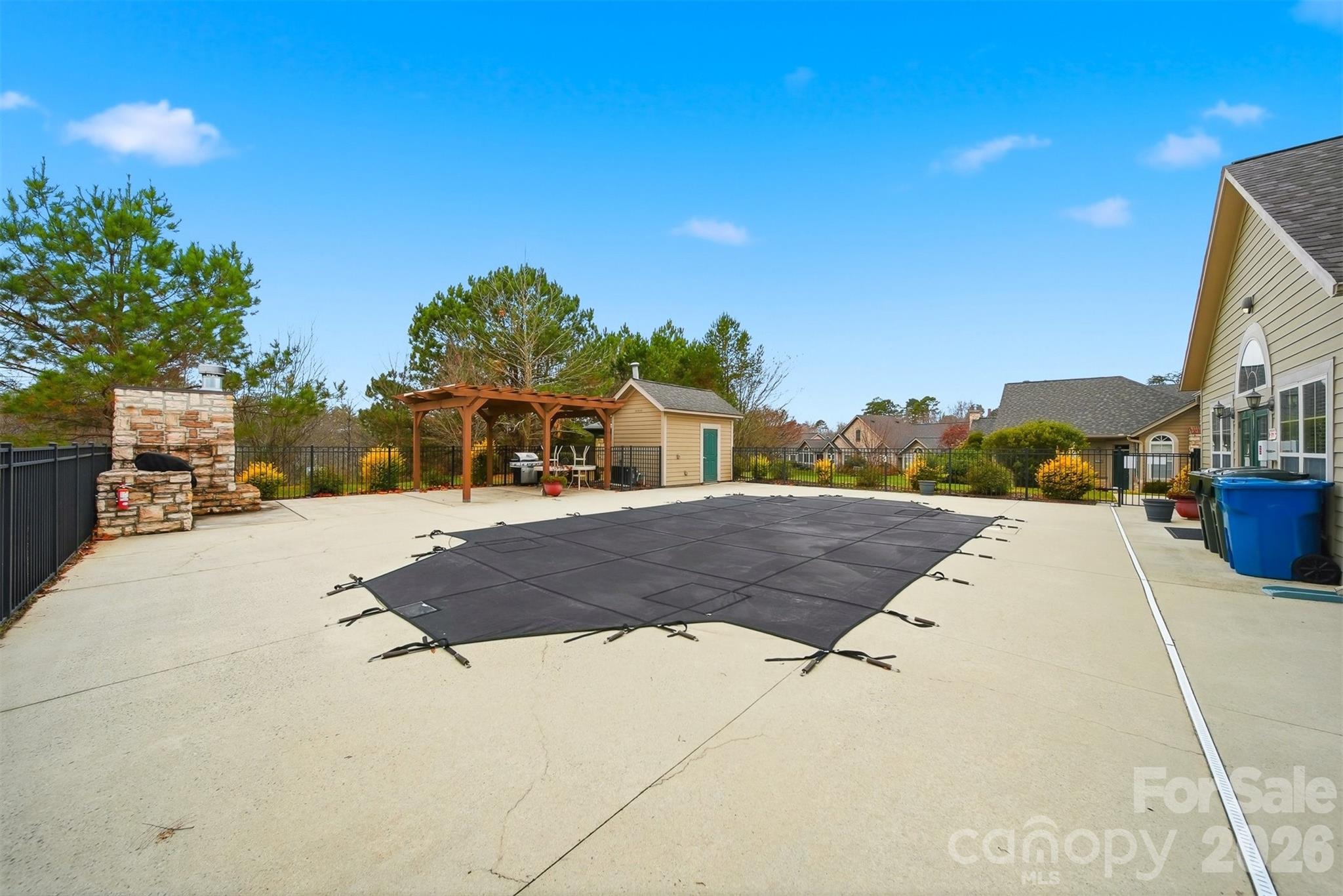827C Wynnshire Drive #66 — Hickory