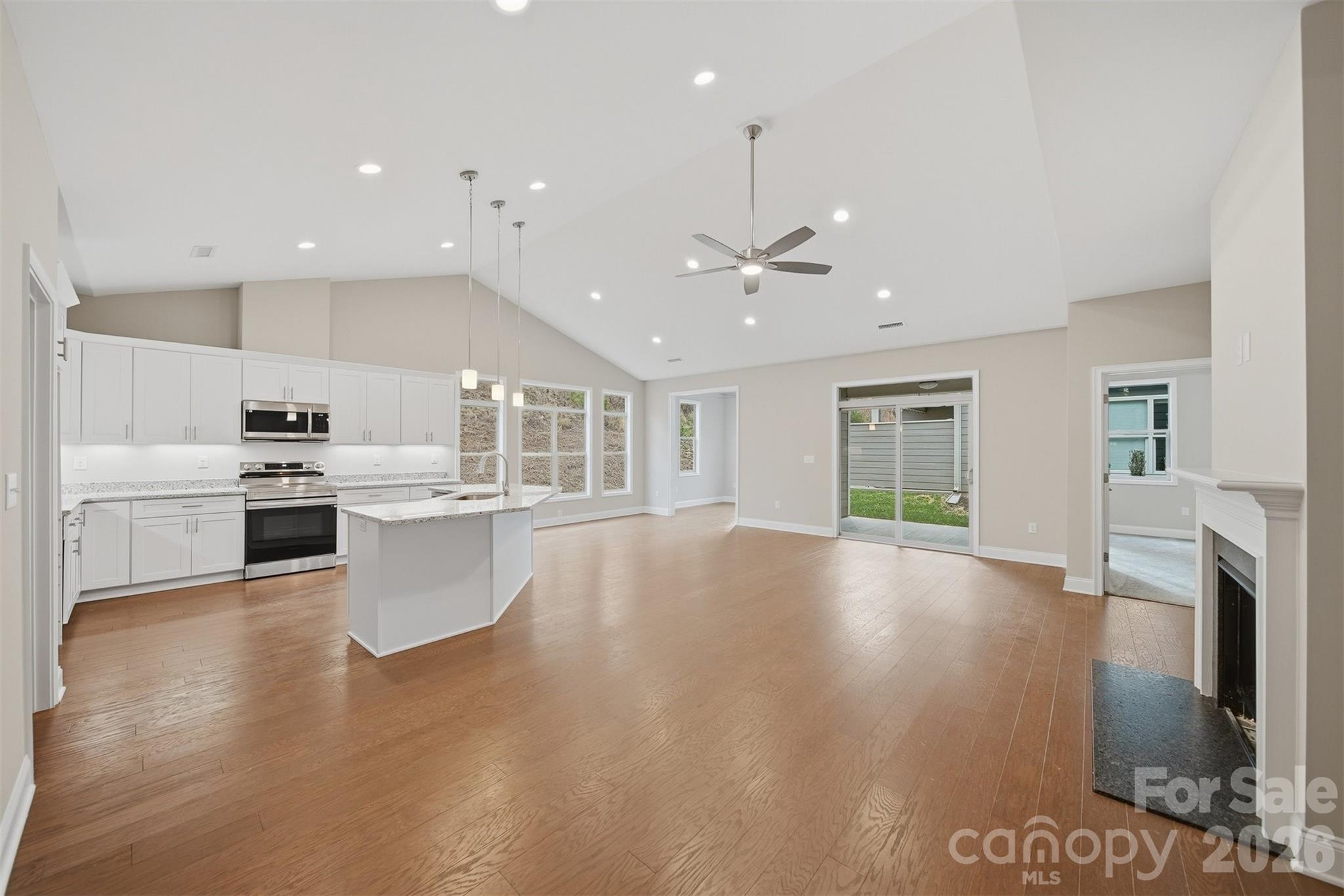 827C Wynnshire Drive #66 — Hickory