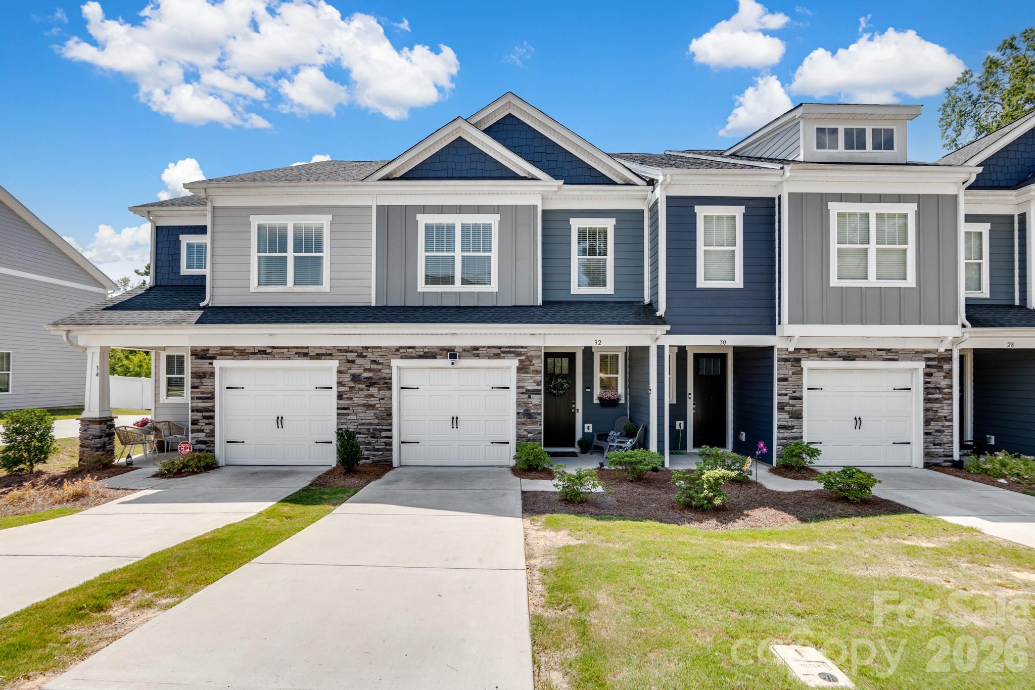 32 Woodsdale Place SE — Concord