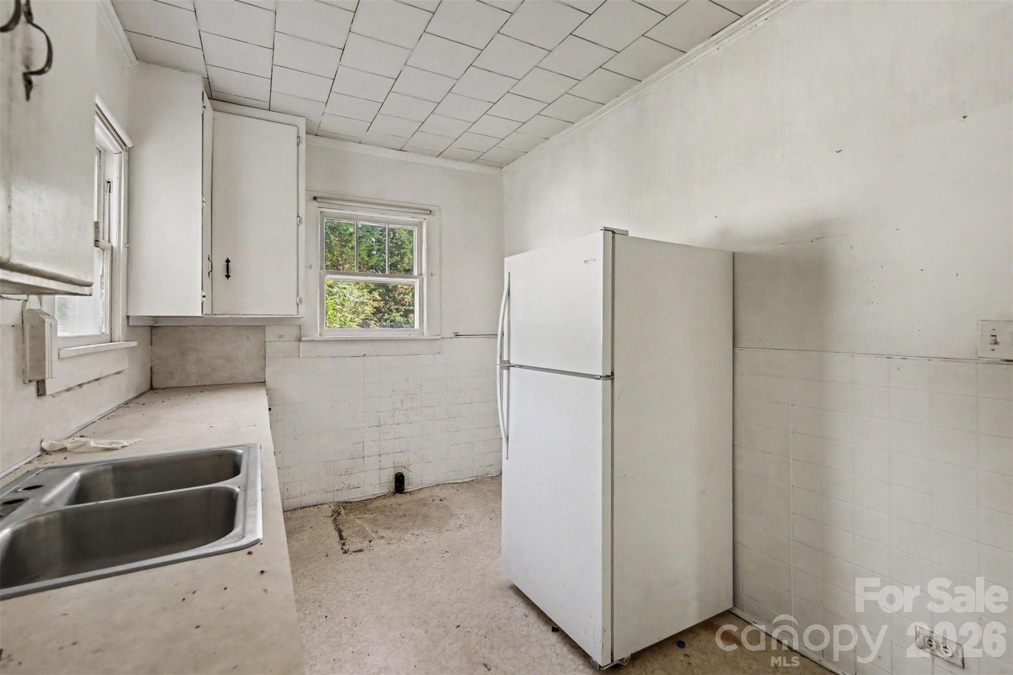 3445 Long Ferry Road — Salisbury