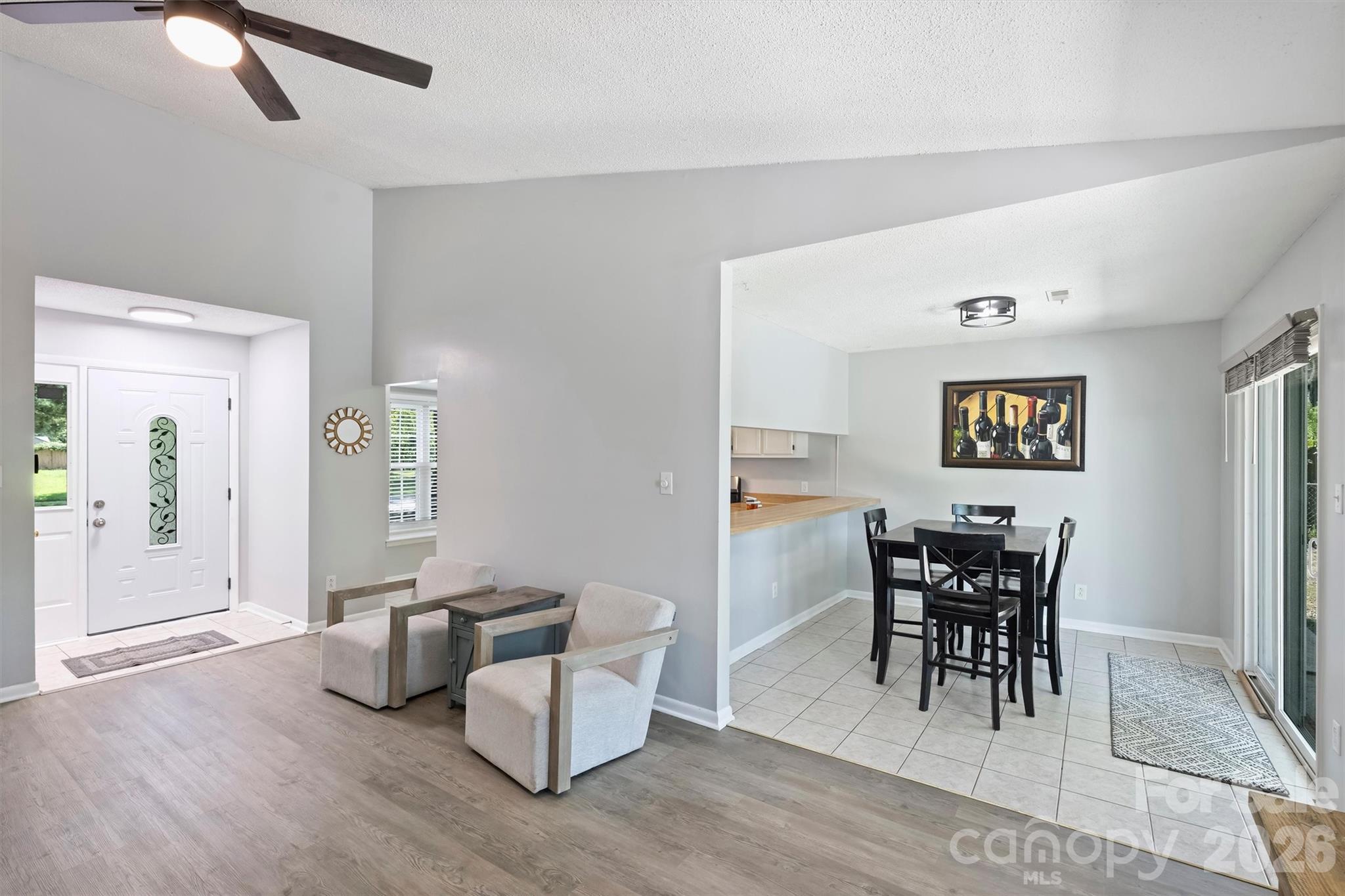 6422 Pineburr Road — Charlotte