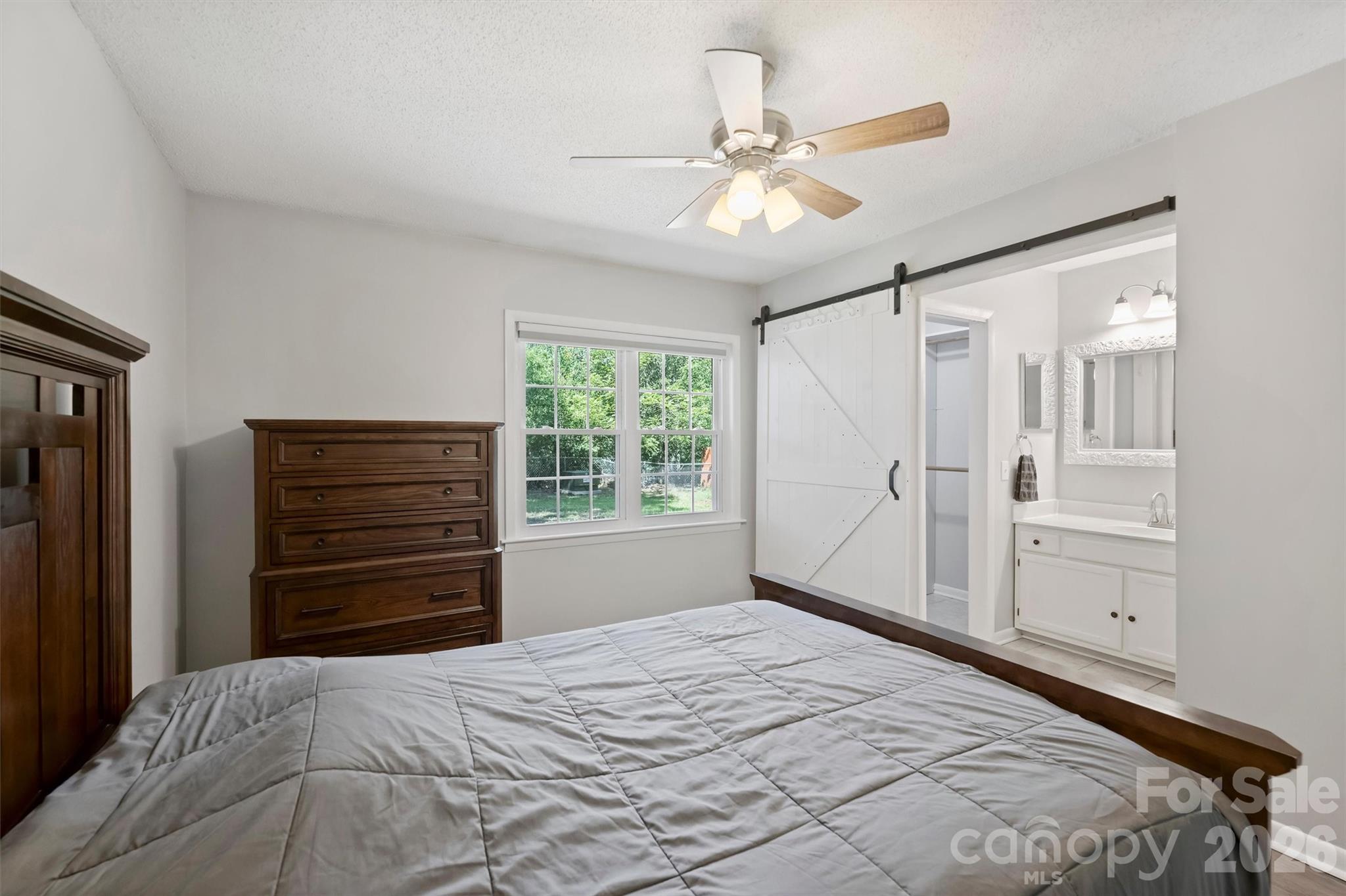 6422 Pineburr Road — Charlotte