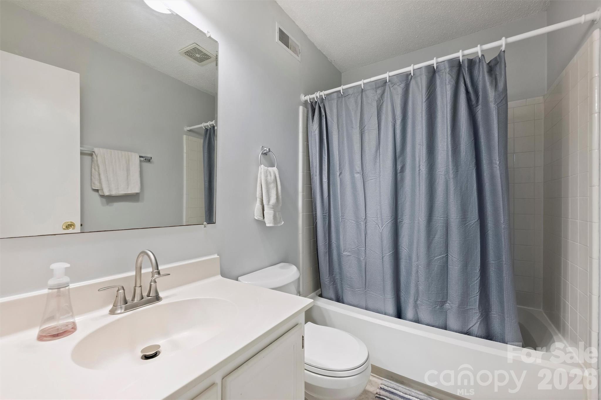 6422 Pineburr Road — Charlotte