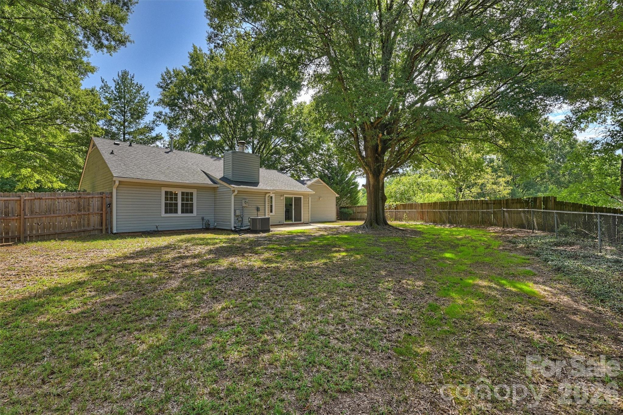 6422 Pineburr Road — Charlotte