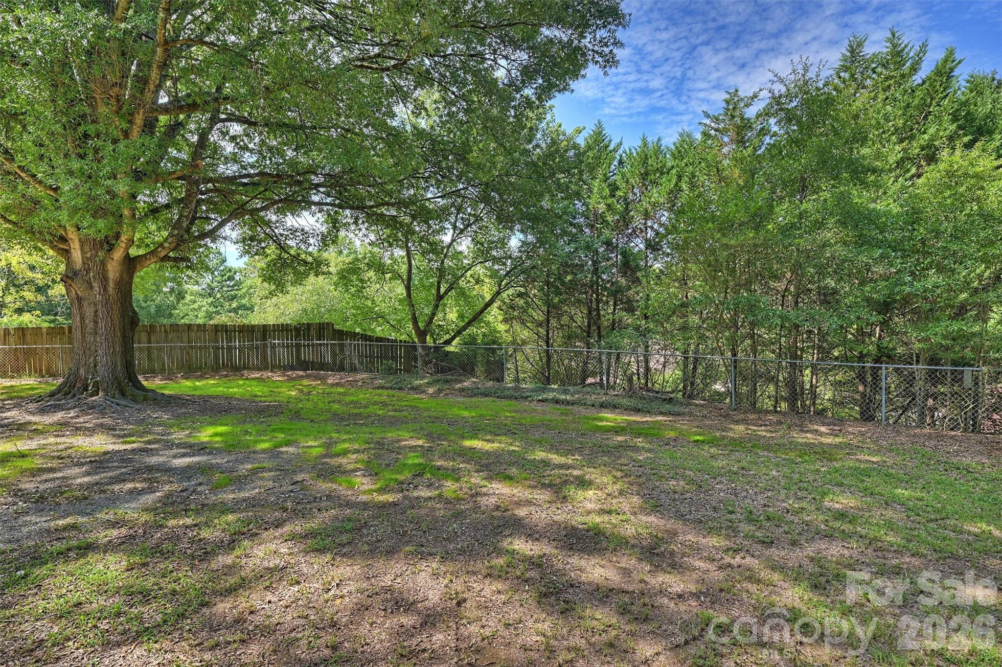 6422 Pineburr Road — Charlotte