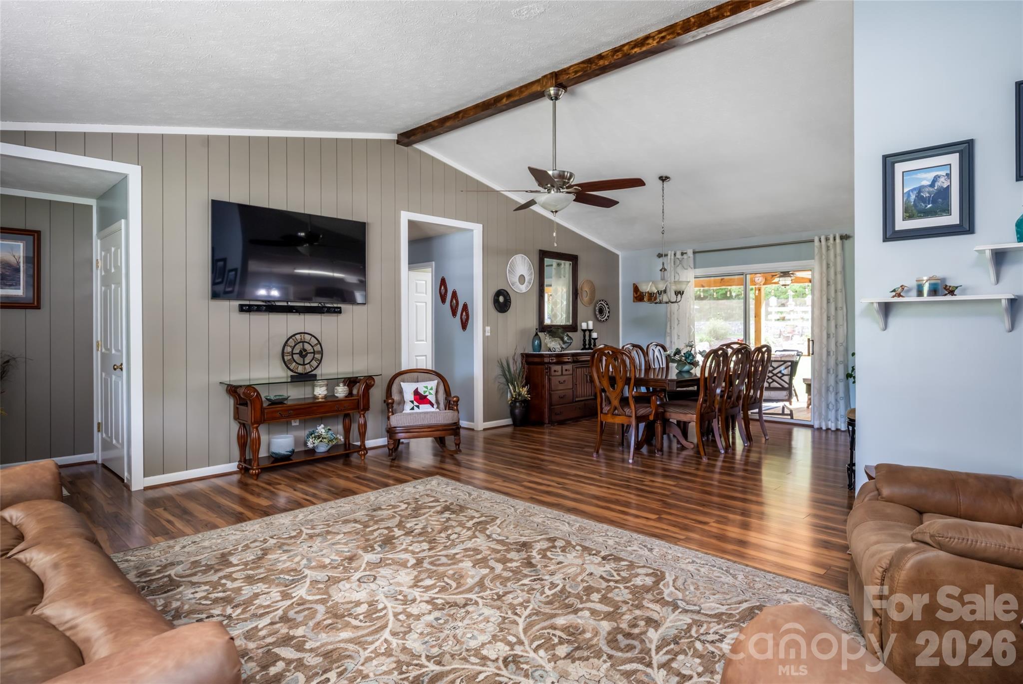 40 Meadow Drive — Horse Shoe